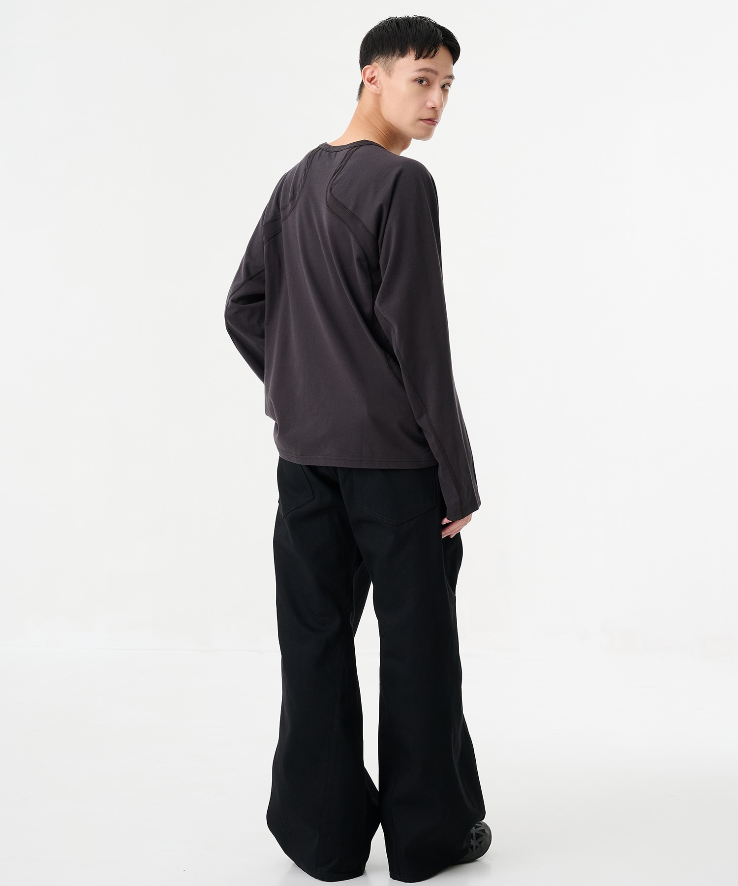 〈別注〉 PANELED LONG SLEEVE T-SHIRT NVRFRGT