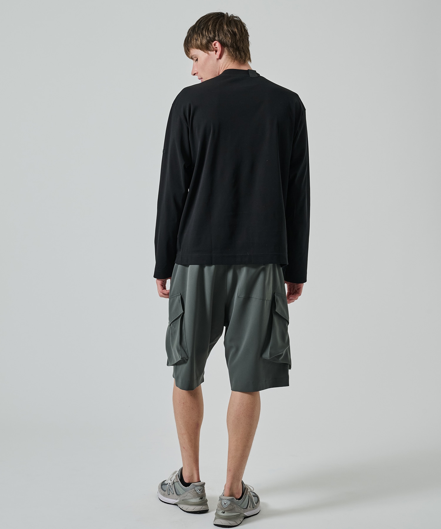 2251-CS04-019 CREWNECK LONG SLEEVE N.HOOLYWOOD
