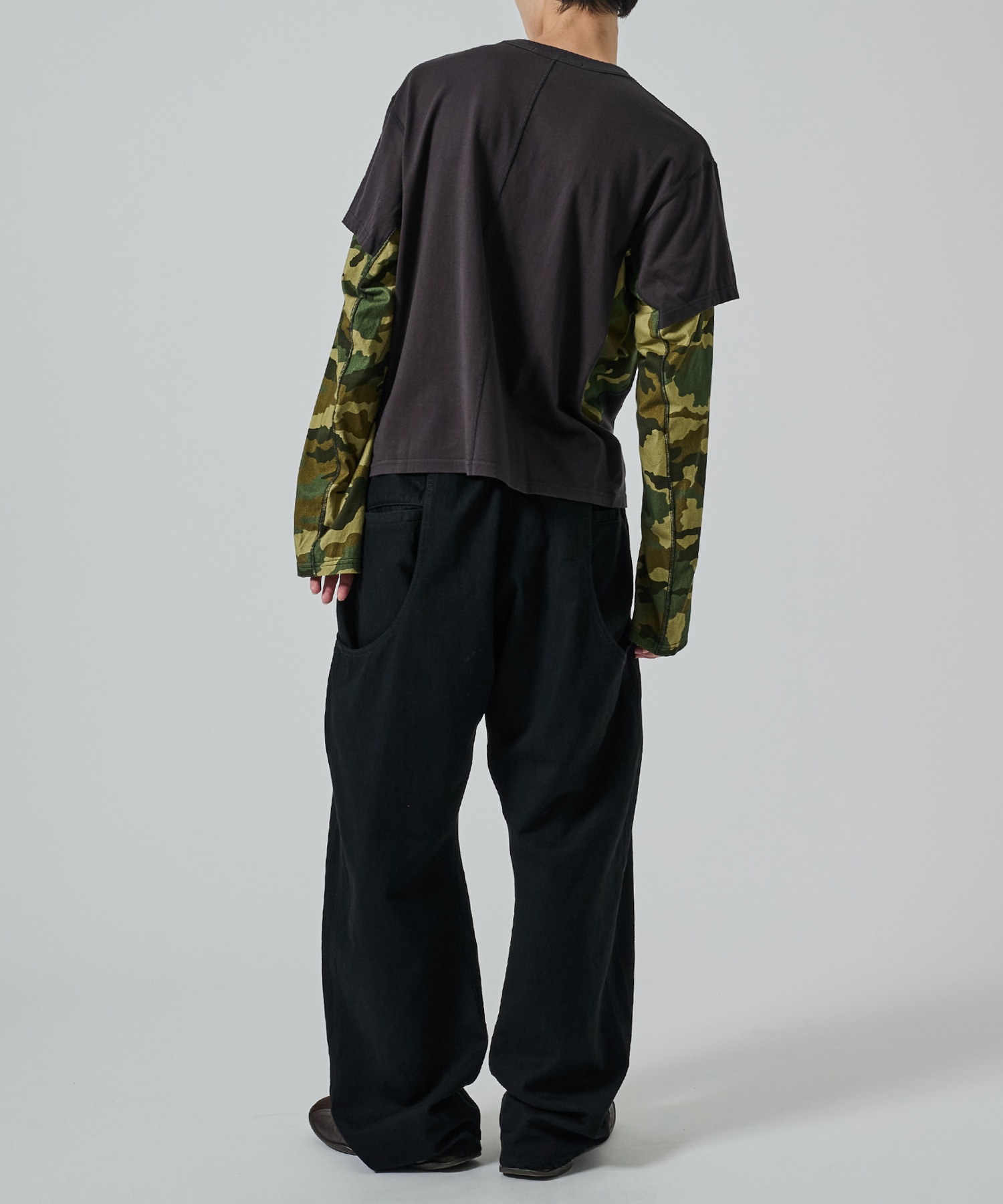 別注 PANELED LAYERD SLEEVE T-SHIRT NVRFRGT