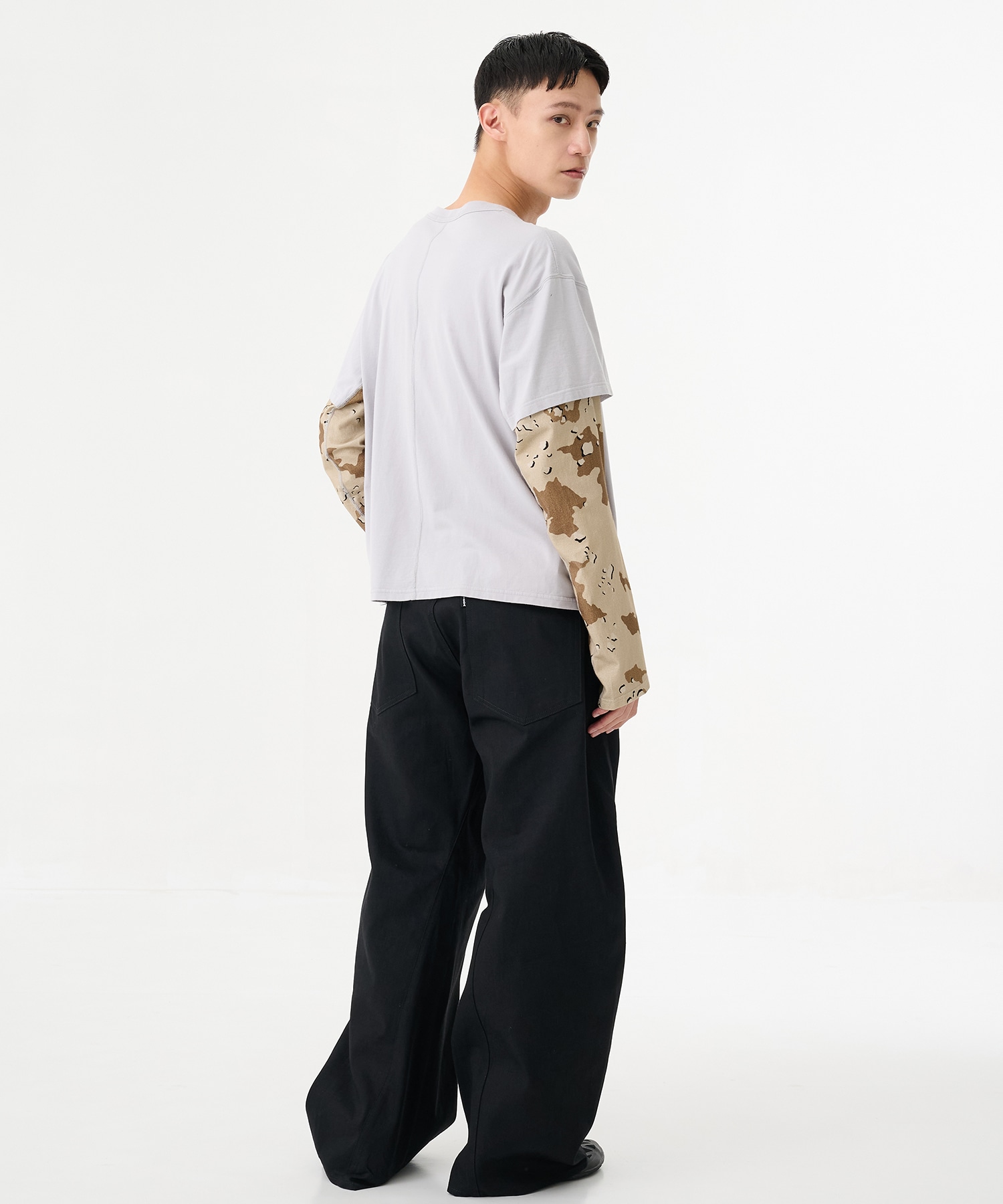 別注 PANELED LAYERD SLEEVE T-SHIRT NVRFRGT