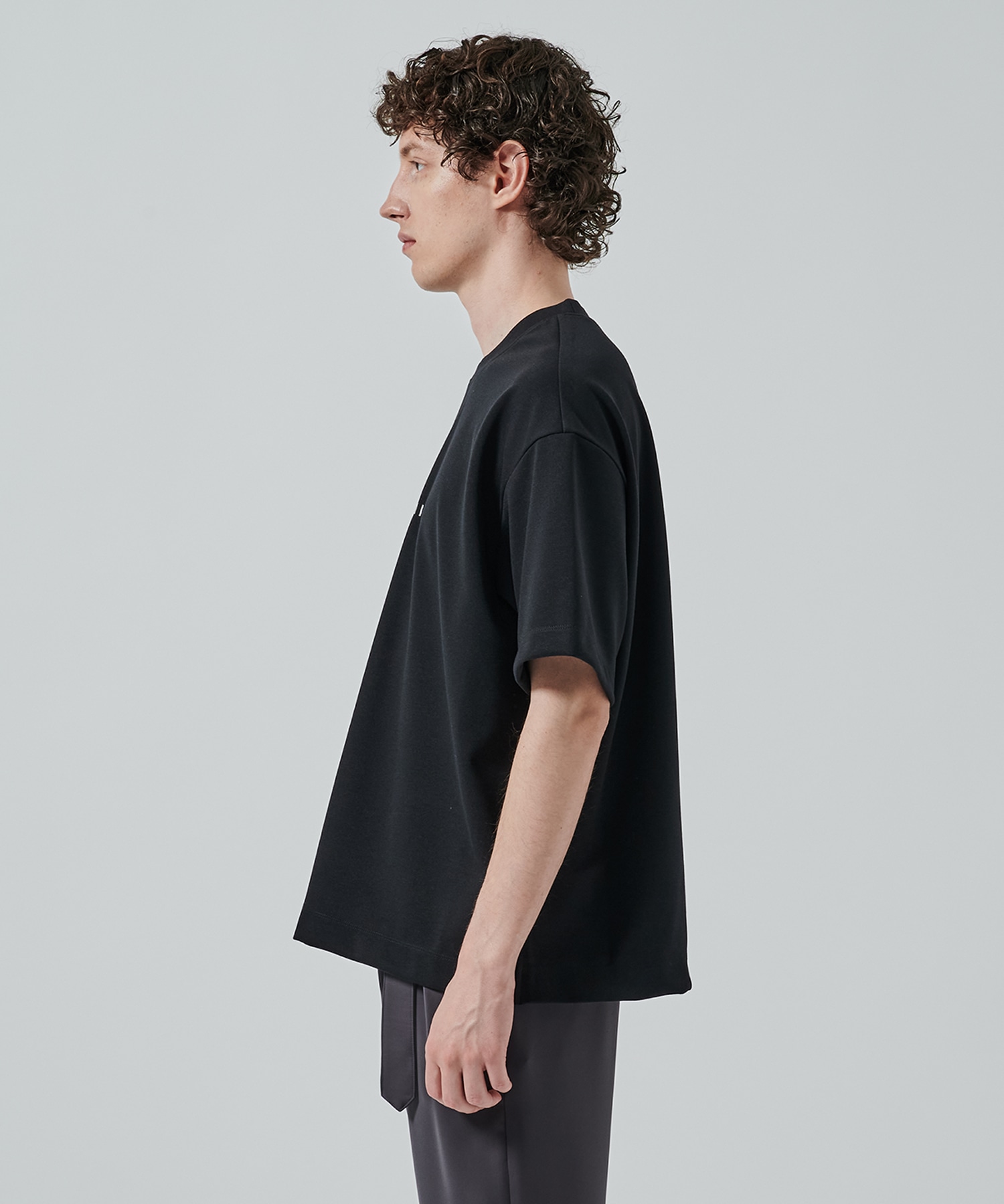 CULLNI Logo Embroidery Ponte Rome Pullover CULLNI