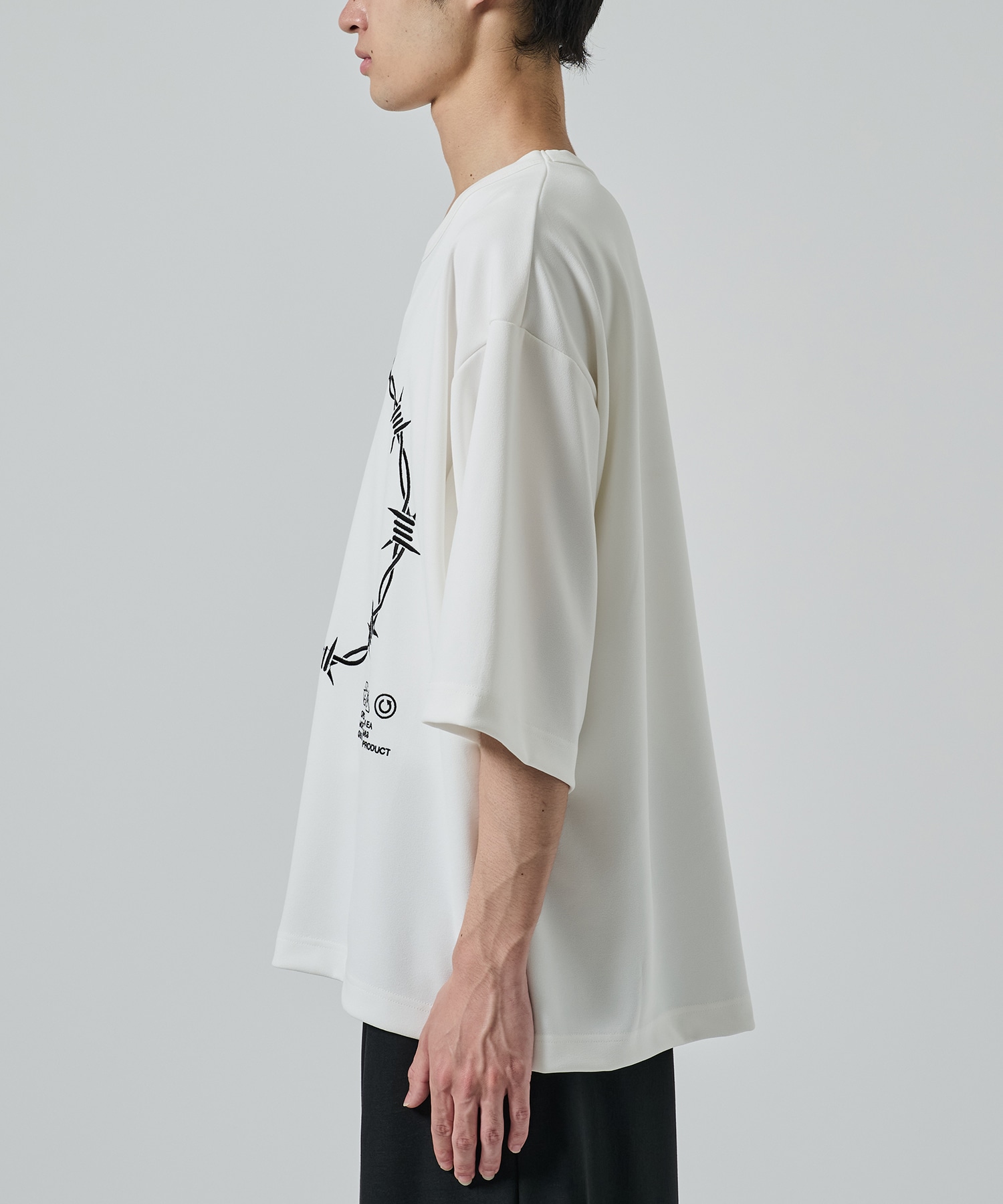 APPLE×YUSHITESSEN TEE SHAREEF