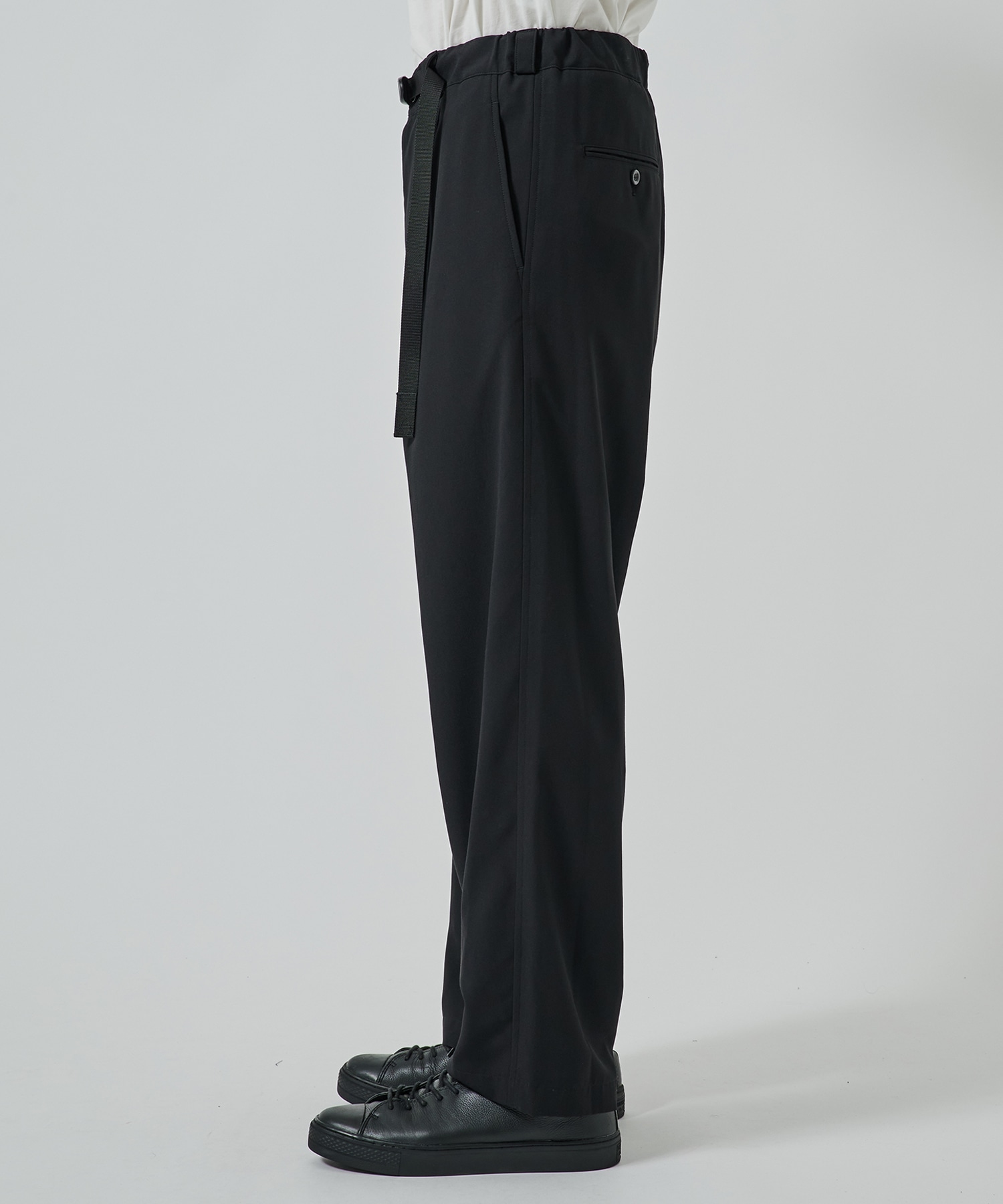 〈別注〉Tape -Belt 3 Tuck PNT UJOH HOMME