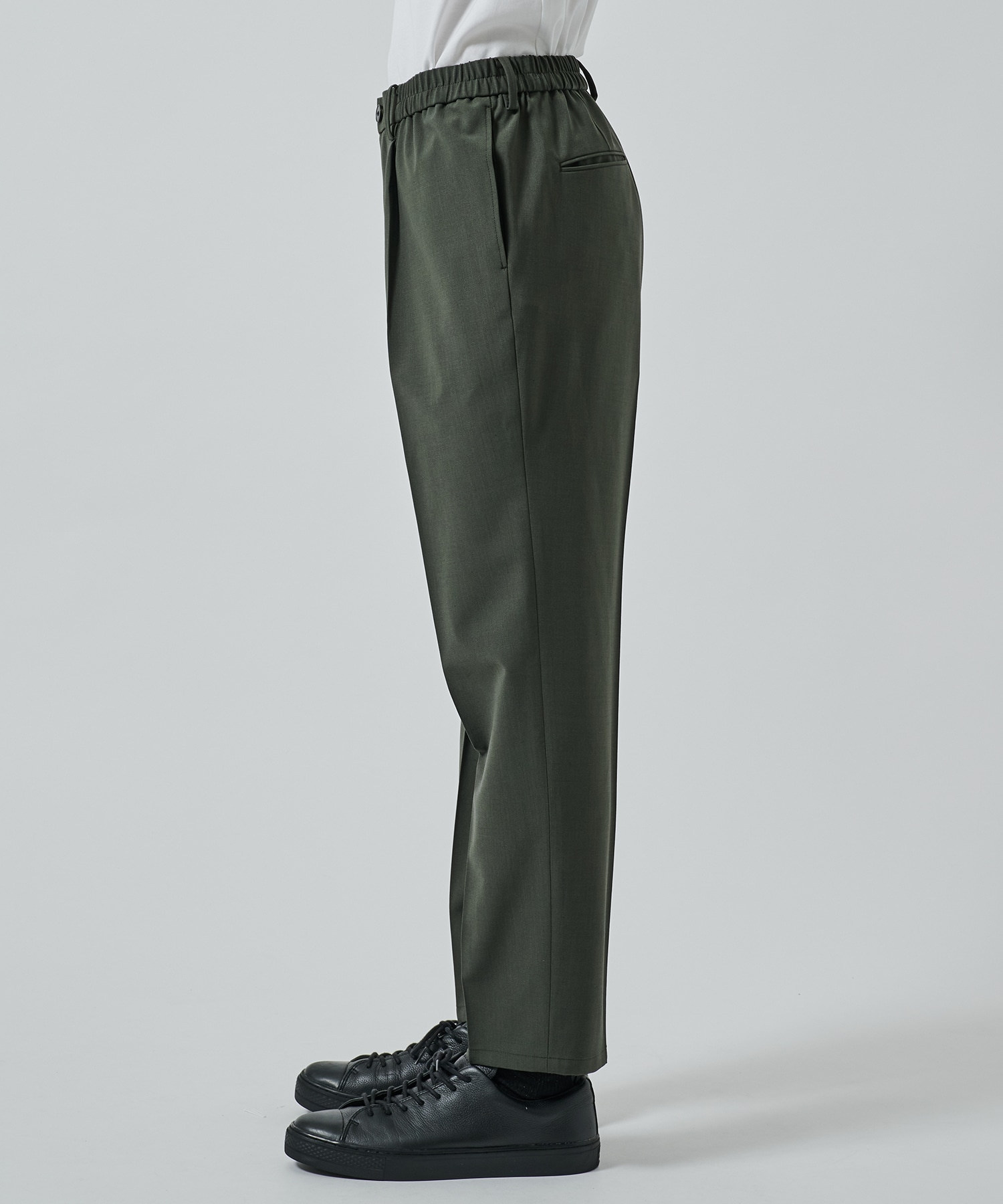 SUMMER WOOL TAPERED SLACKS STUDIOUS