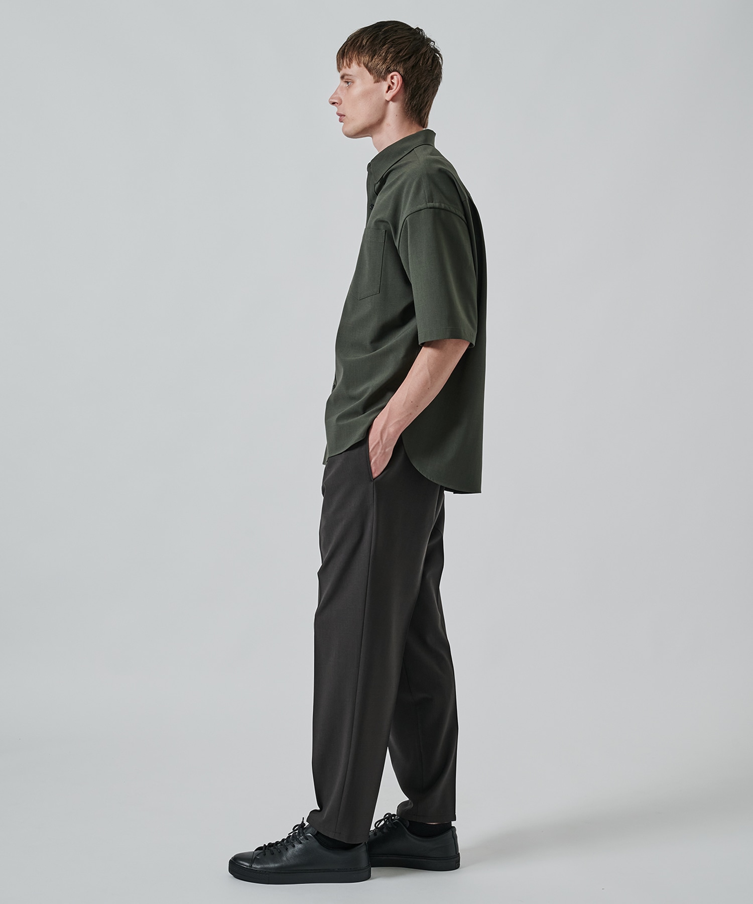 SUMMER WOOL TAPERED SLACKS STUDIOUS