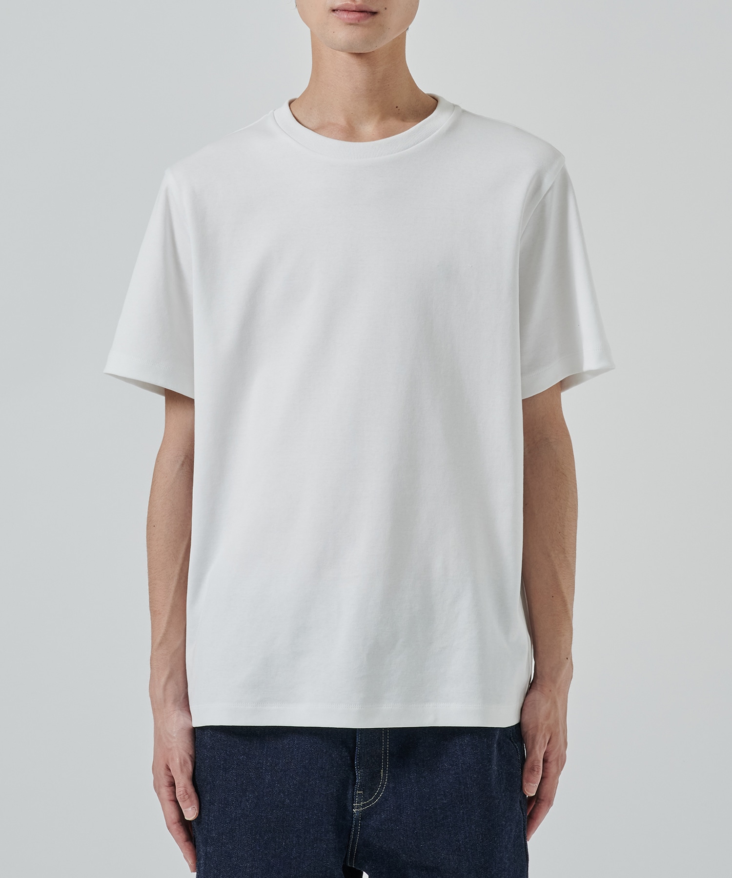 HIGH TWIST REGULAR FIT TEE STUDIOUS