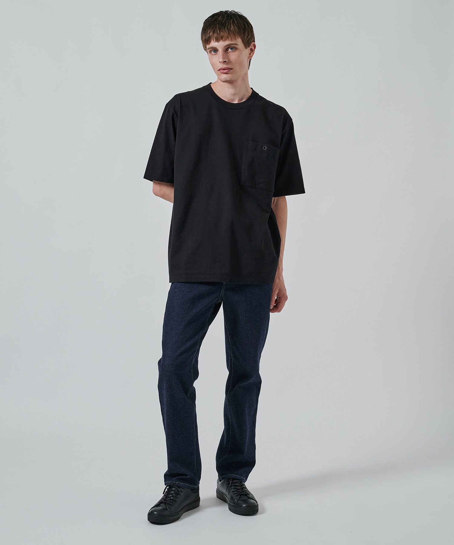 別注 ONE EYELET POCKET TEE White Mountaineering