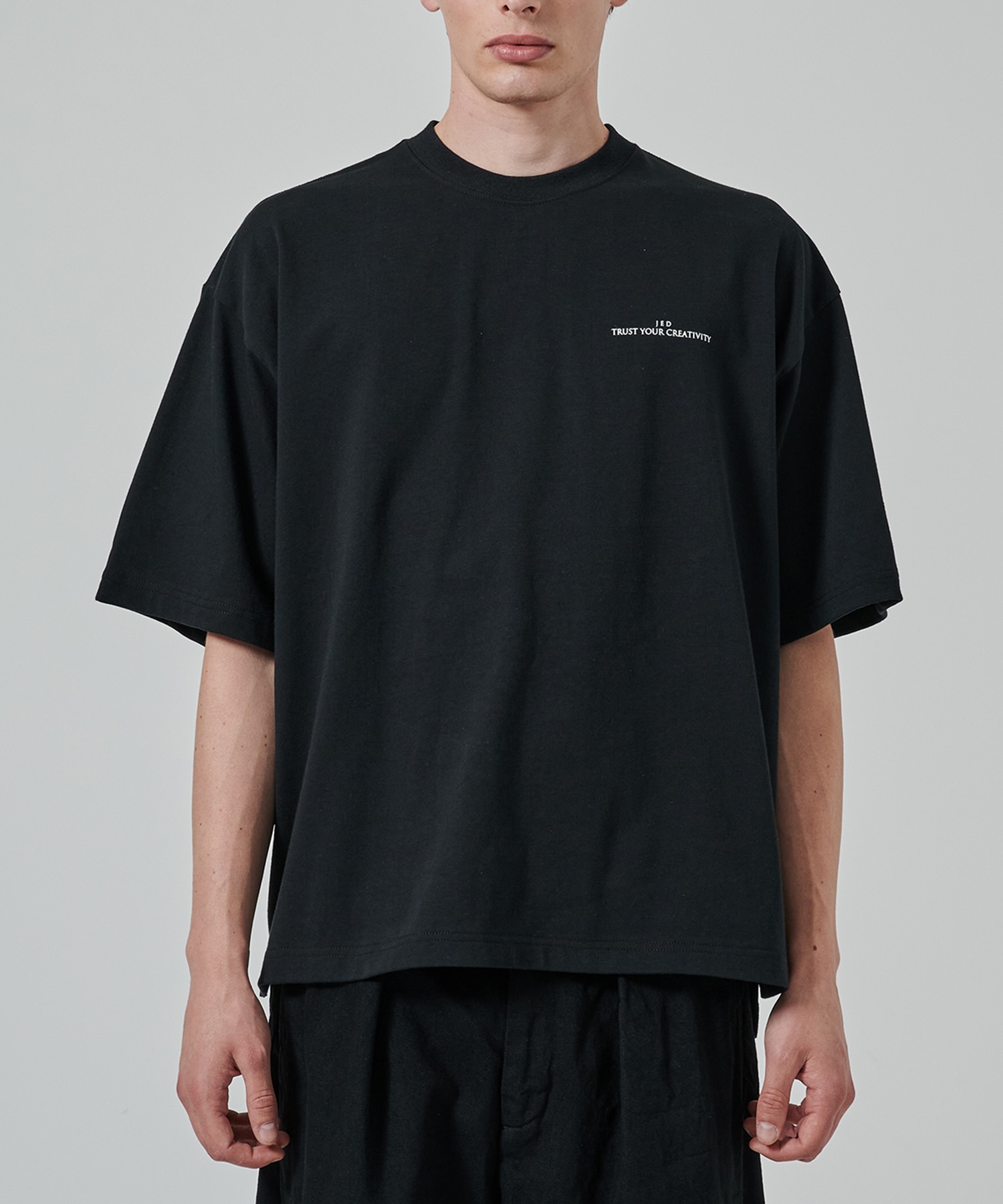 TRUST YOUR CREATIVE PRINT TEE JieDa