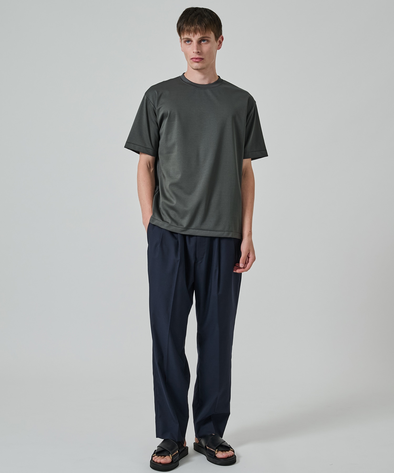 32G ロイヤルクール レギュラーTシャツ STUDIOUS