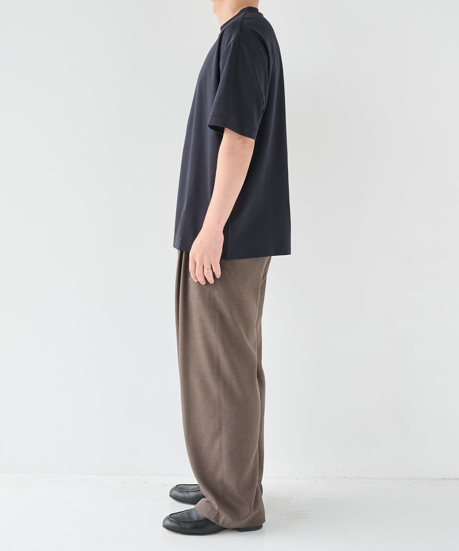 32G ロイヤルクール レギュラーTシャツ STUDIOUS