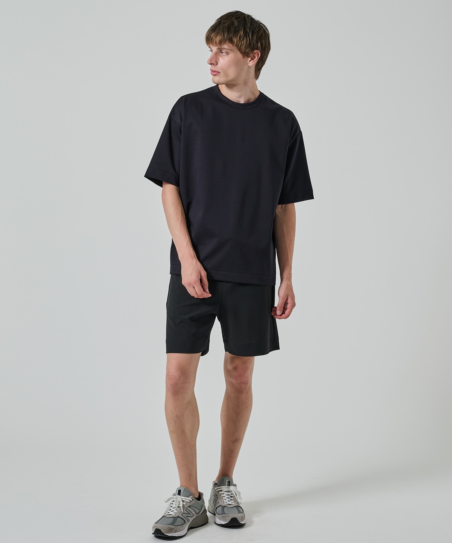 32G ロイヤルクール リラックスTシャツ STUDIOUS