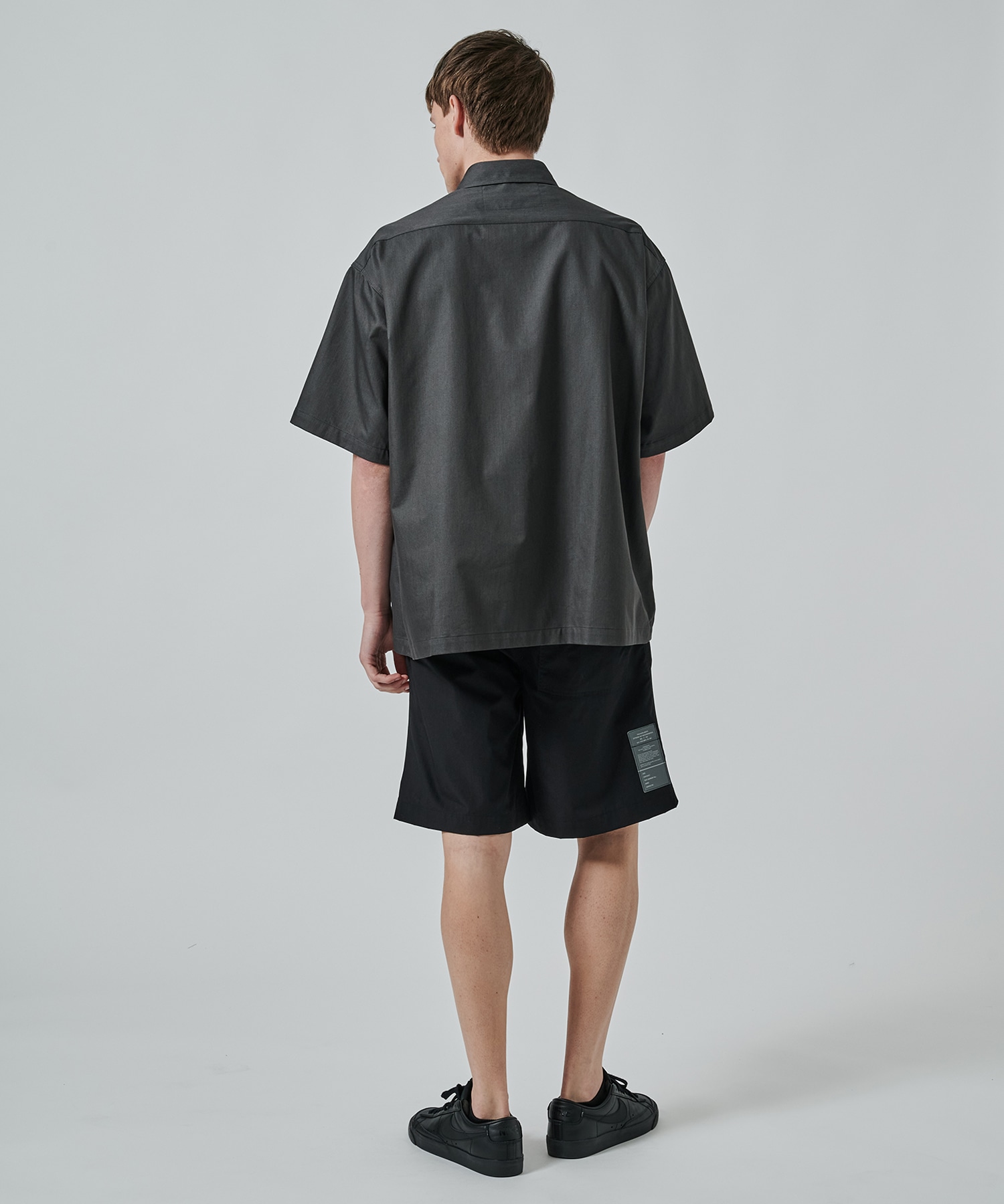 9251-CP50-005 TUCK HALF PANTS N.HOOLYWOOD
