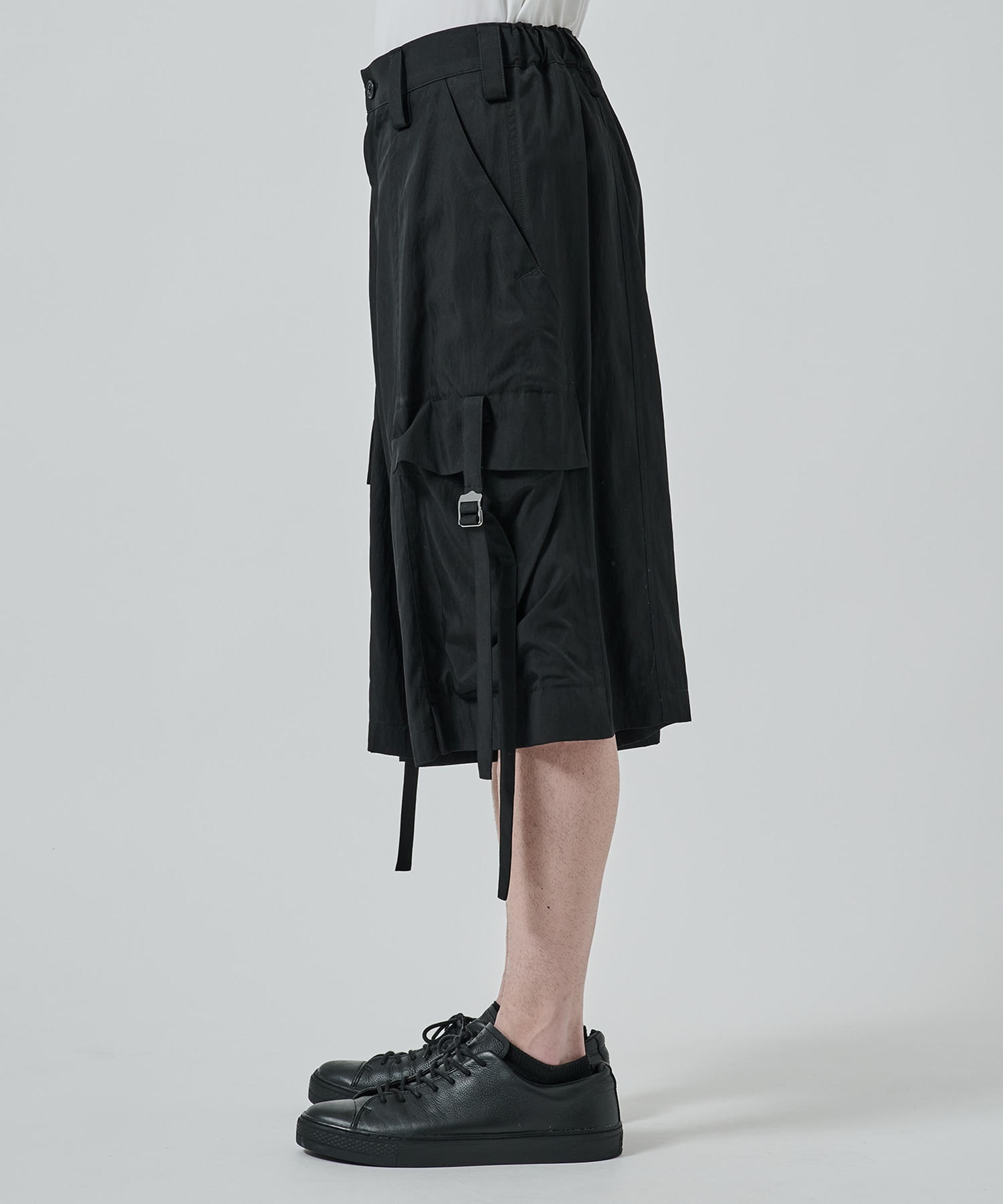〈別注〉 Bush Pocket Cargo Shorts UJOH HOMME