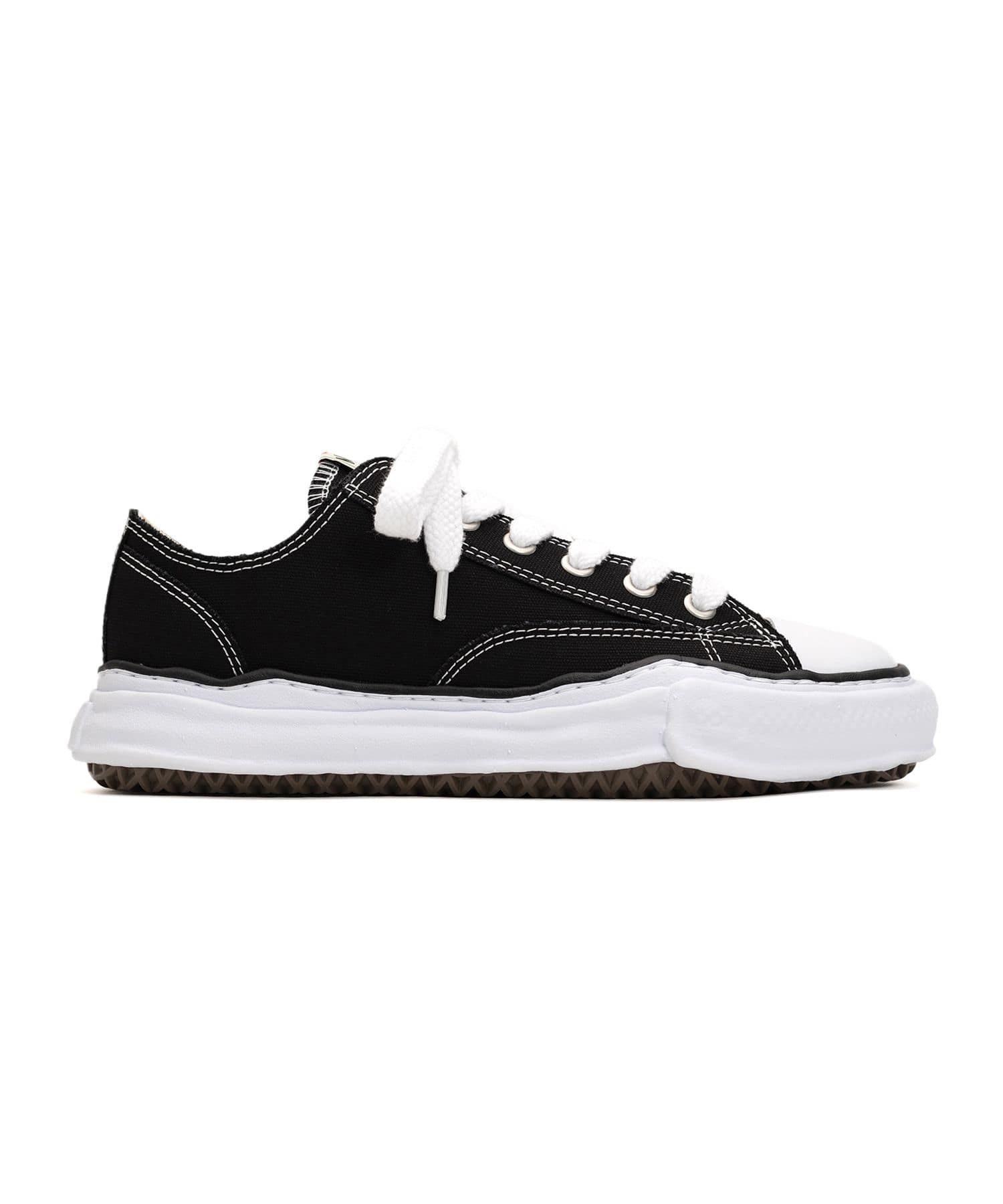 PETERSON OG Sole Canvas Low-top Sneaker Maison MIHARA YASUHIRO