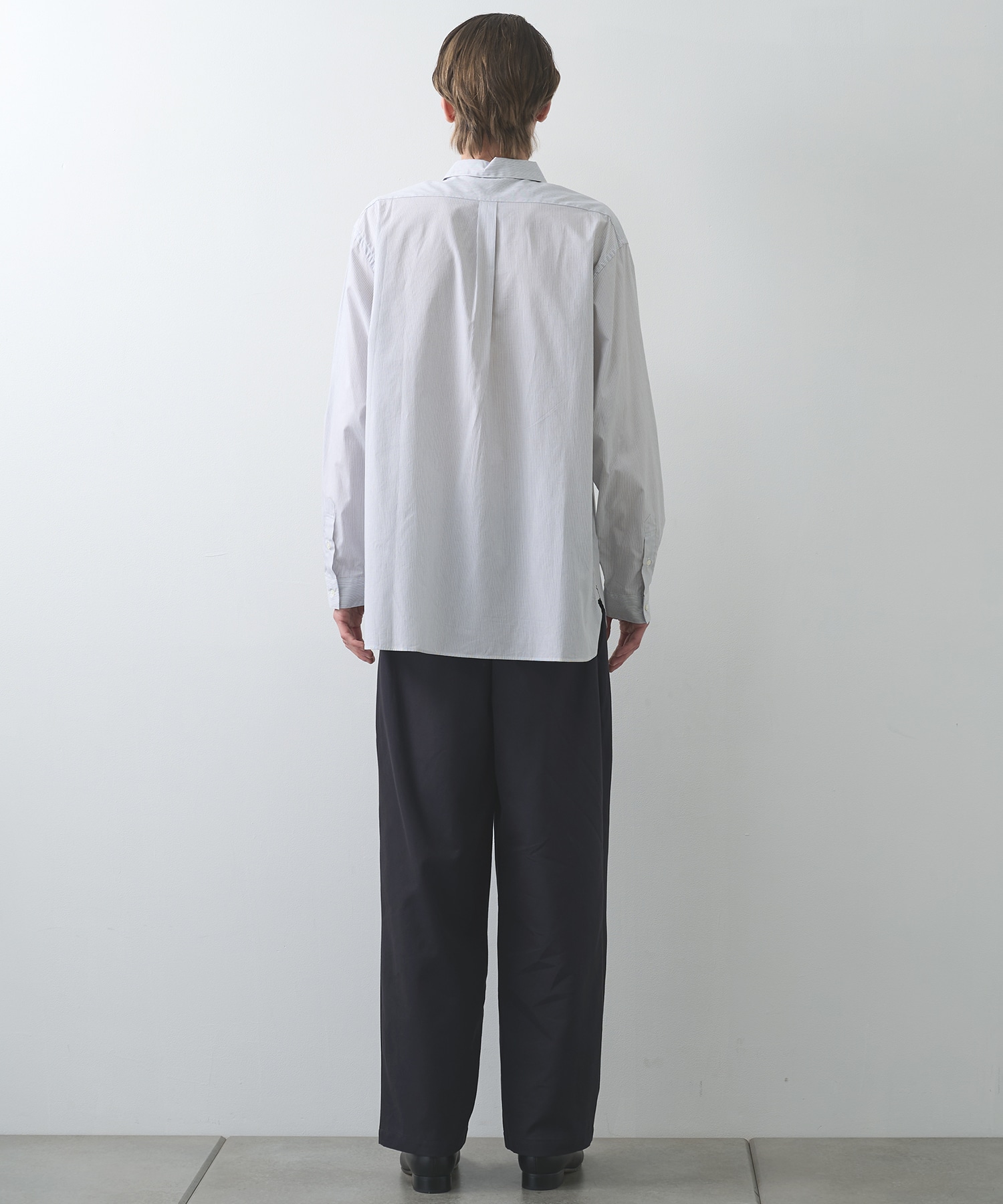 Regular collar stripe shirt STILL BY HAND