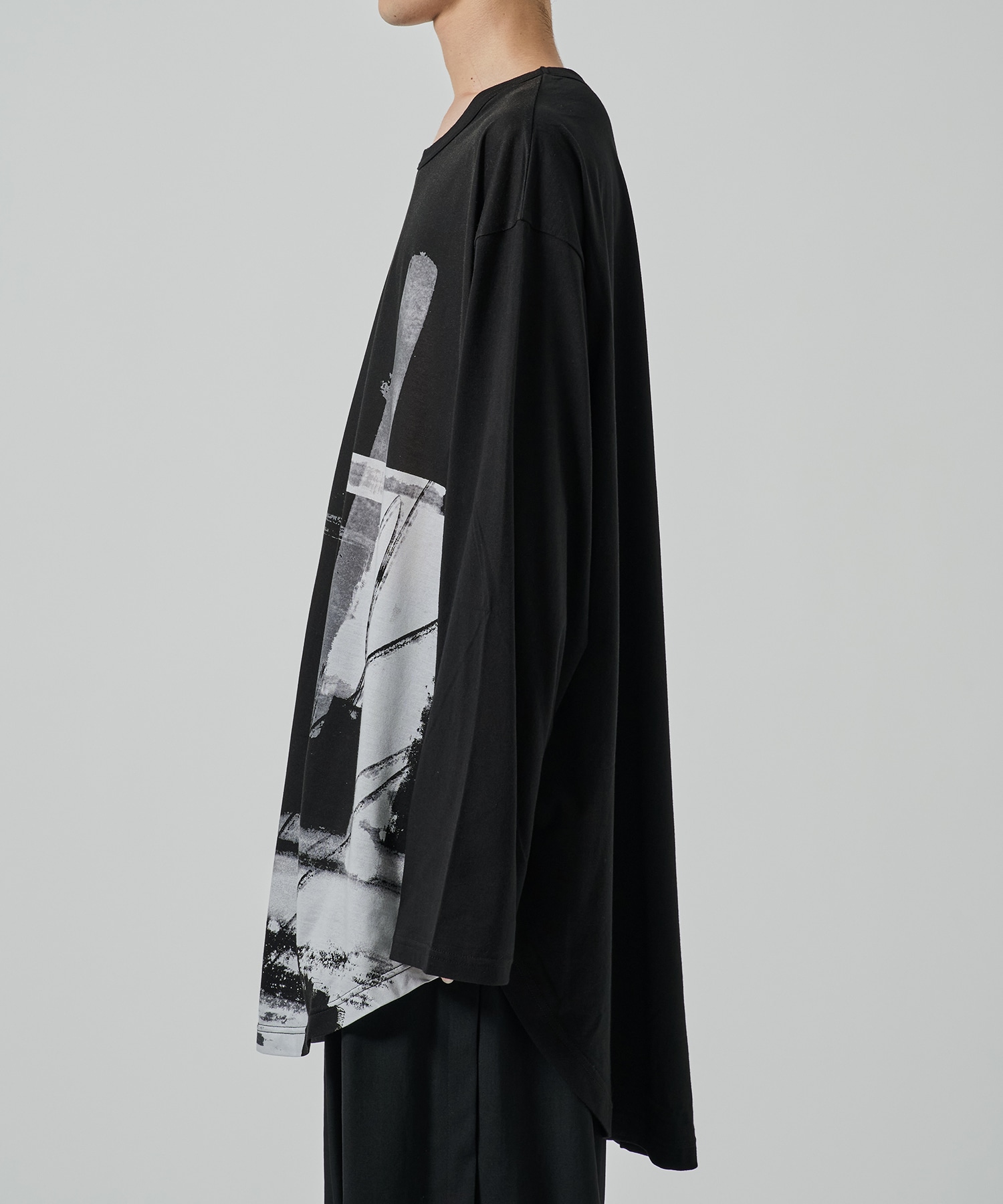 SILKETTE JERSEY PAINT PATTERN HEM JUMBO LONG SLEEVED T-SHIRT GroundY