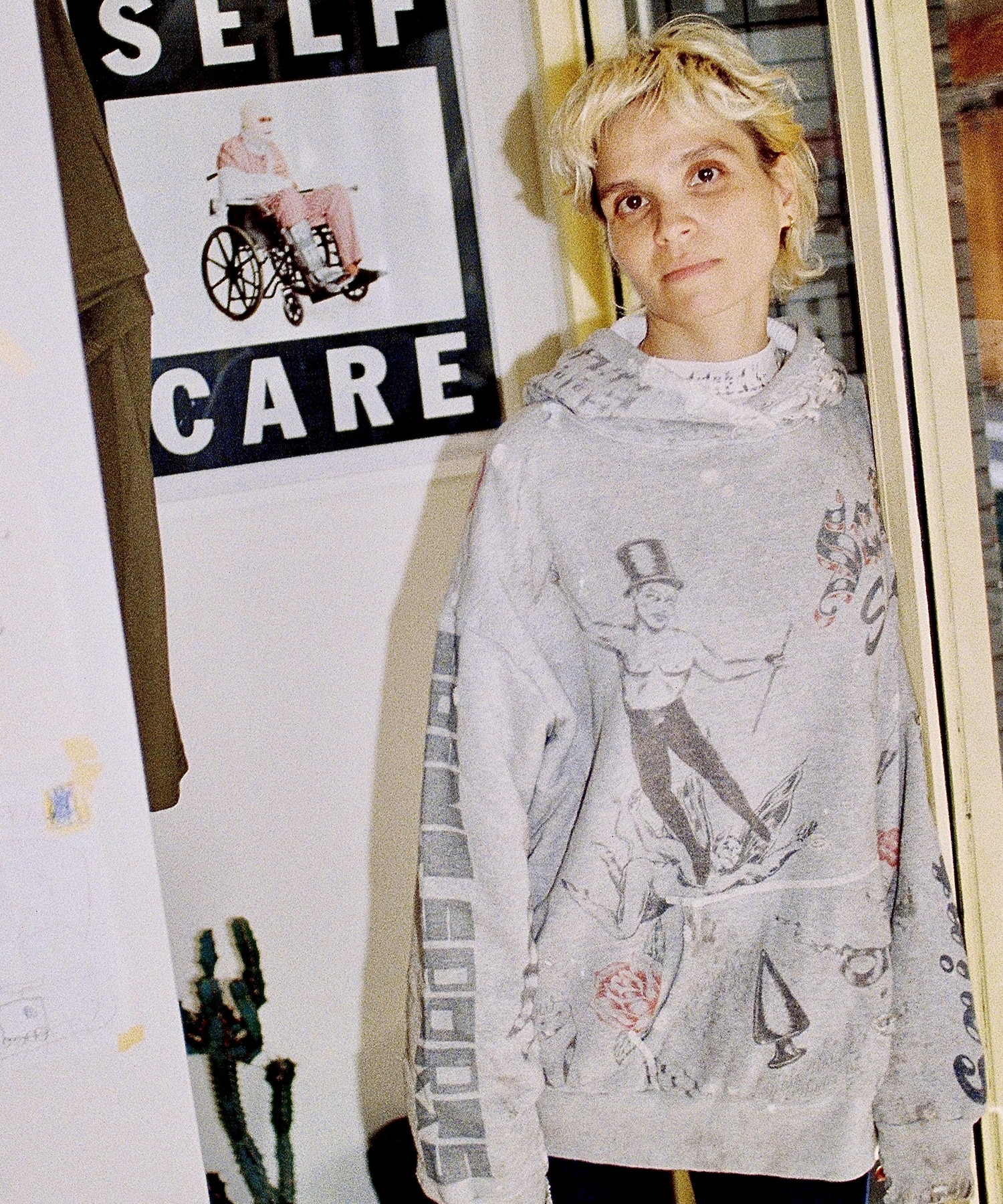 Alexis Ross / HOODIE DRAWING / SM-HR1-0000-C31 SAINT M××××××