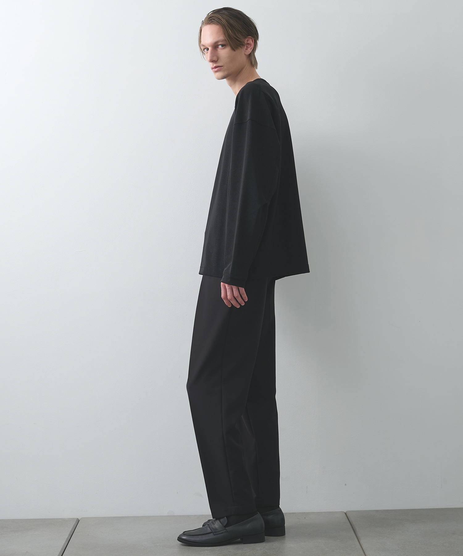 ナロープリーツスウェット STUDIOUS