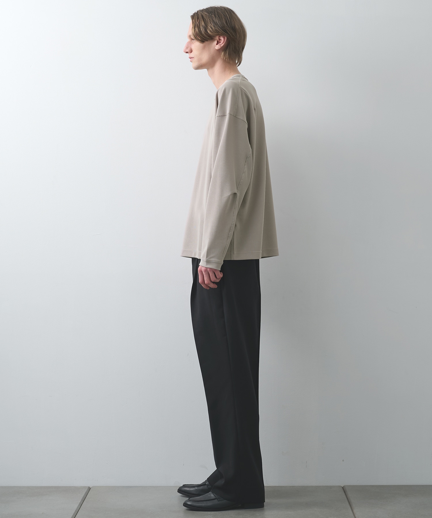 ナロープリーツスウェット STUDIOUS