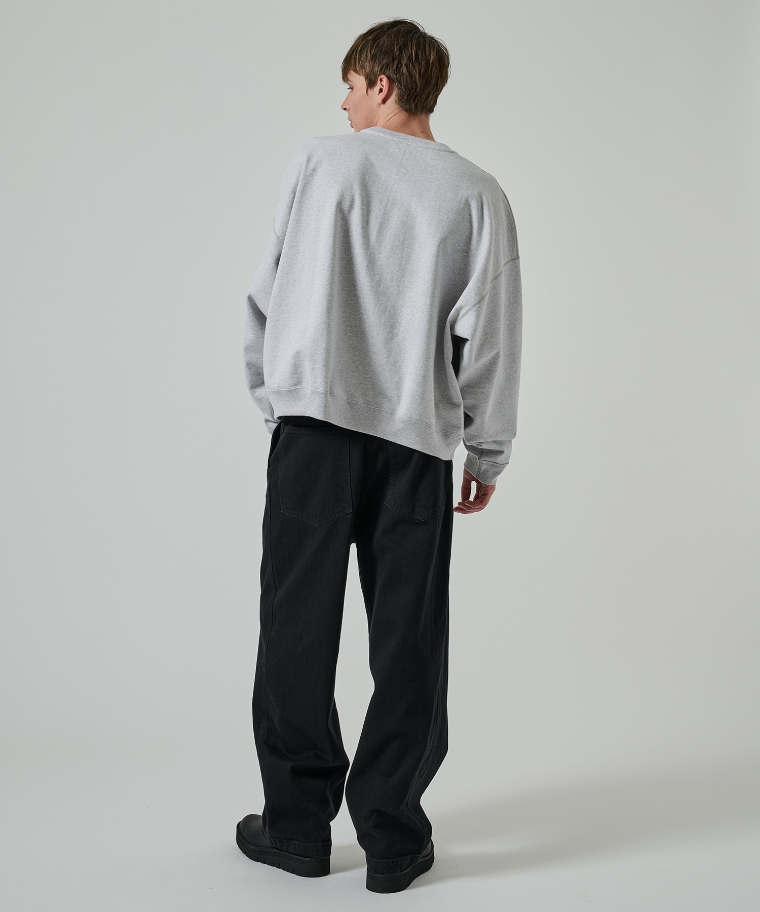 HUGE SWEAT SHORT MARKAWARE/marka
