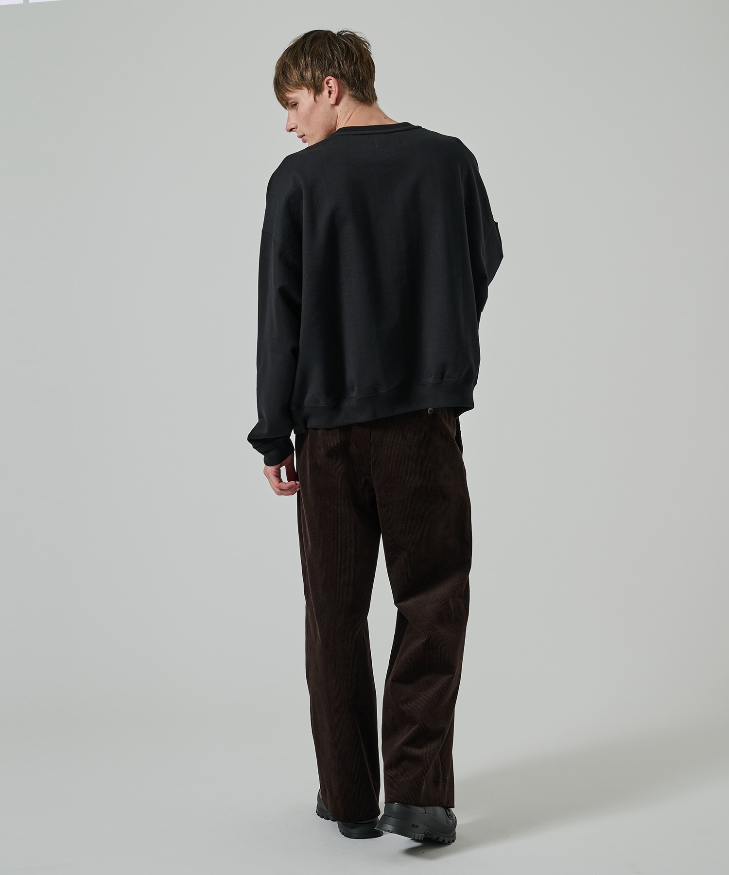 HUGE SWEAT SHORT MARKAWARE/marka