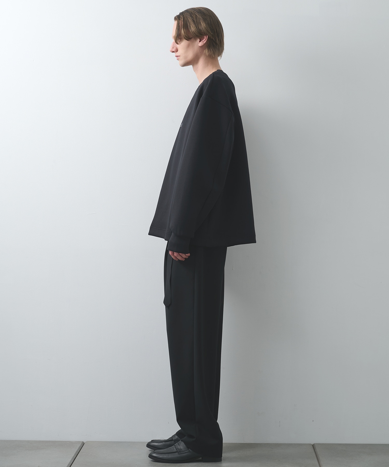 CULLNI Logo Embroidery Long Sleeve Pullover CULLNI