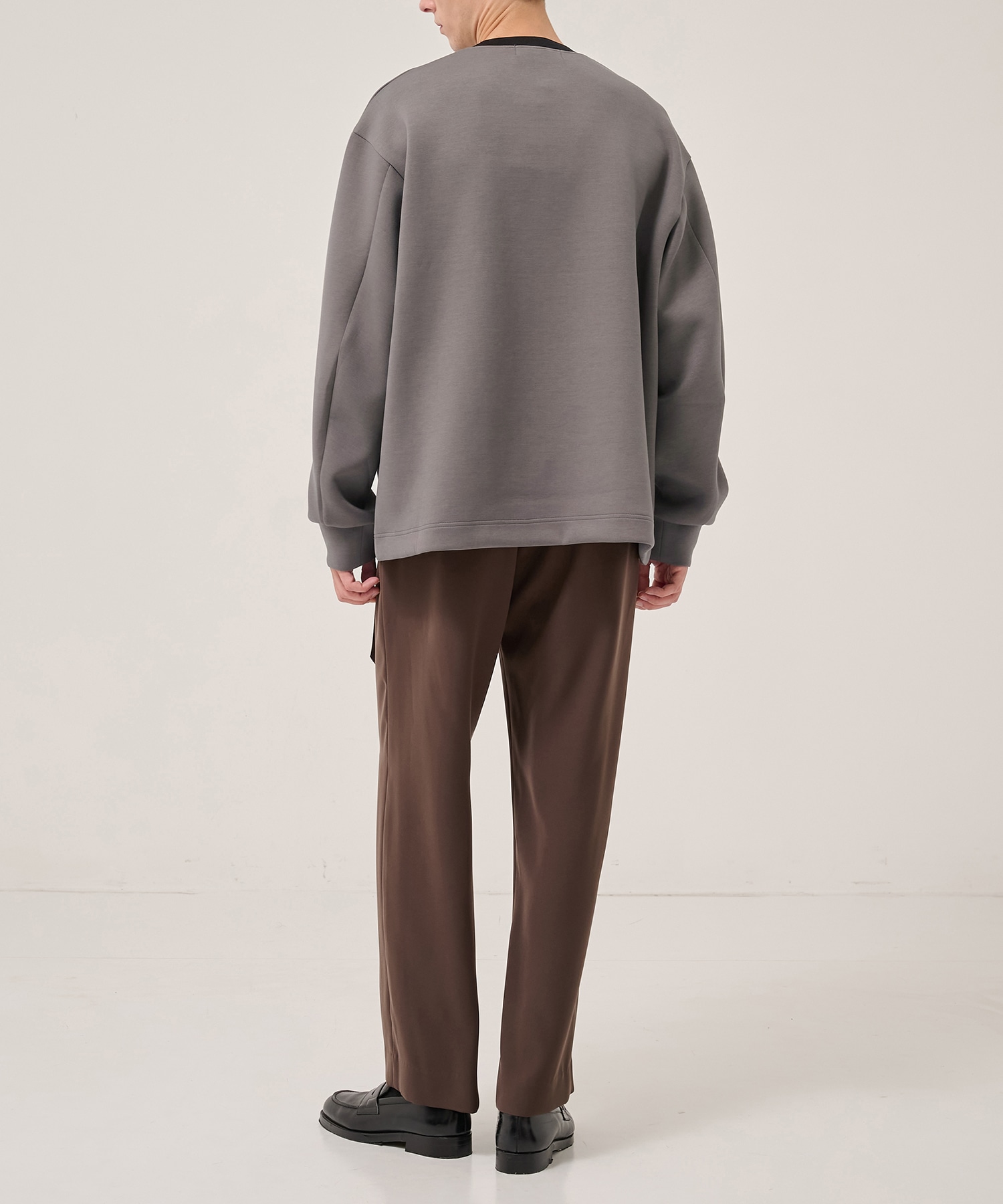 CULLNI Logo Embroidery Long Sleeve Pullover CULLNI