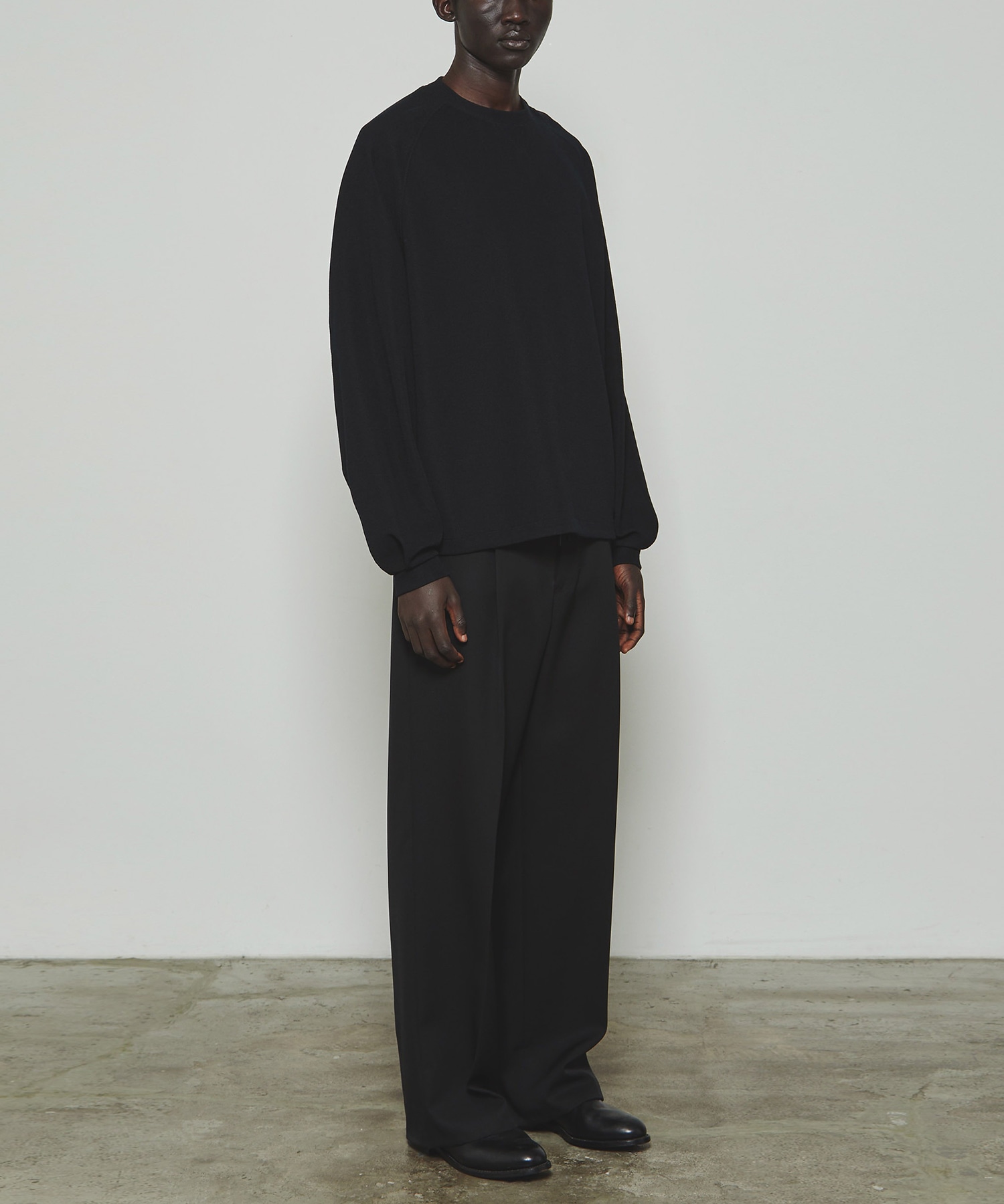 THE RAGLAN SWEAT THE RERACS