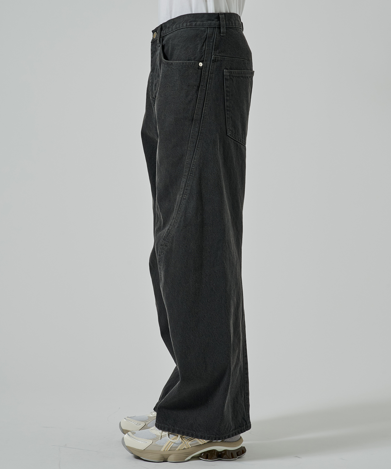 3D TWISTED WIDE LEG JEANS NVRFRGT