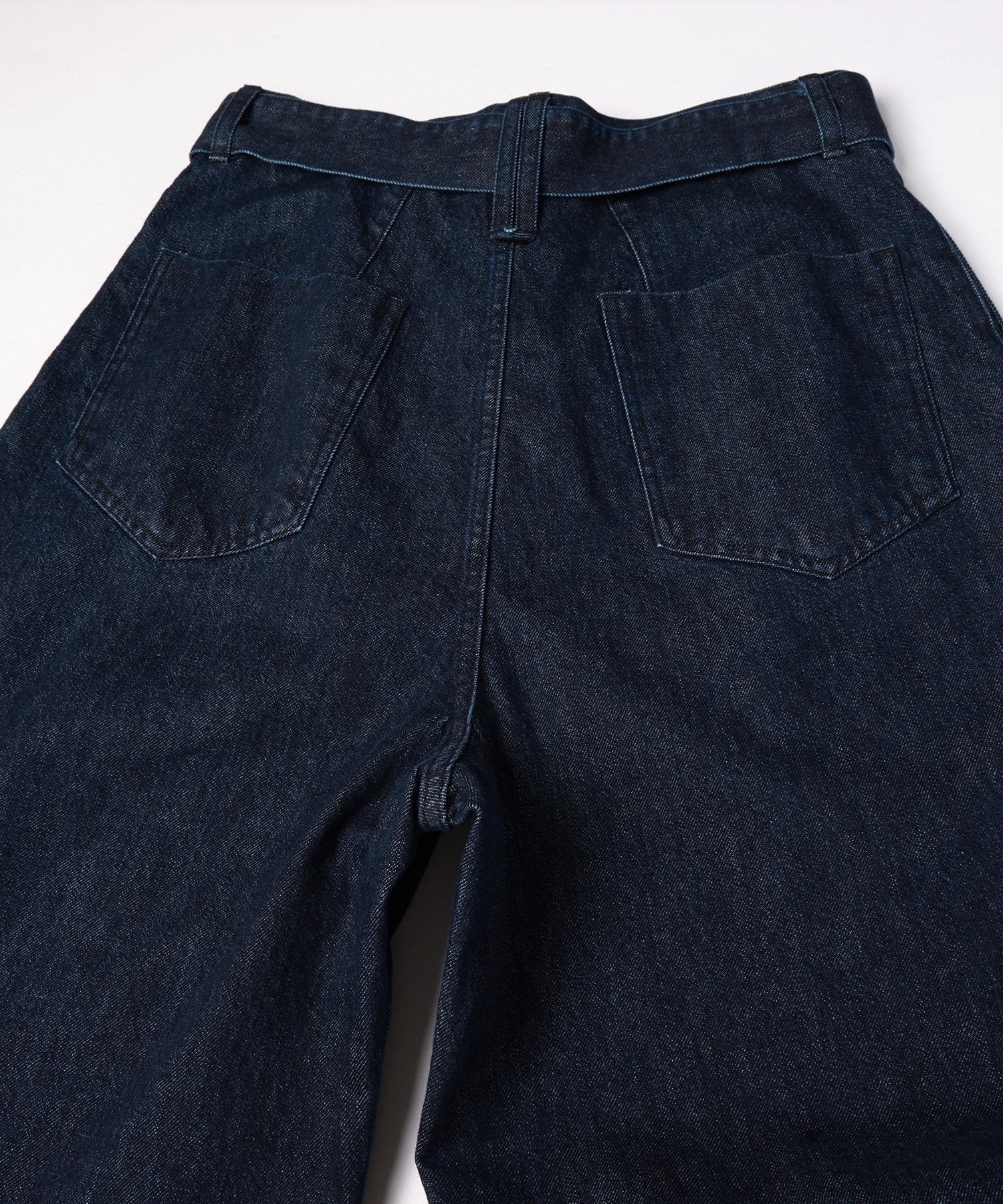 Barrel 1Tuck Wide Denim Pants with Long Belt CULLNI