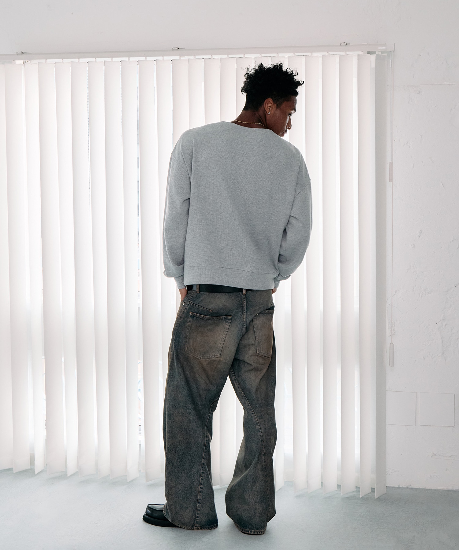 3D TWISTED WIDE LEG JEANS NVRFRGT