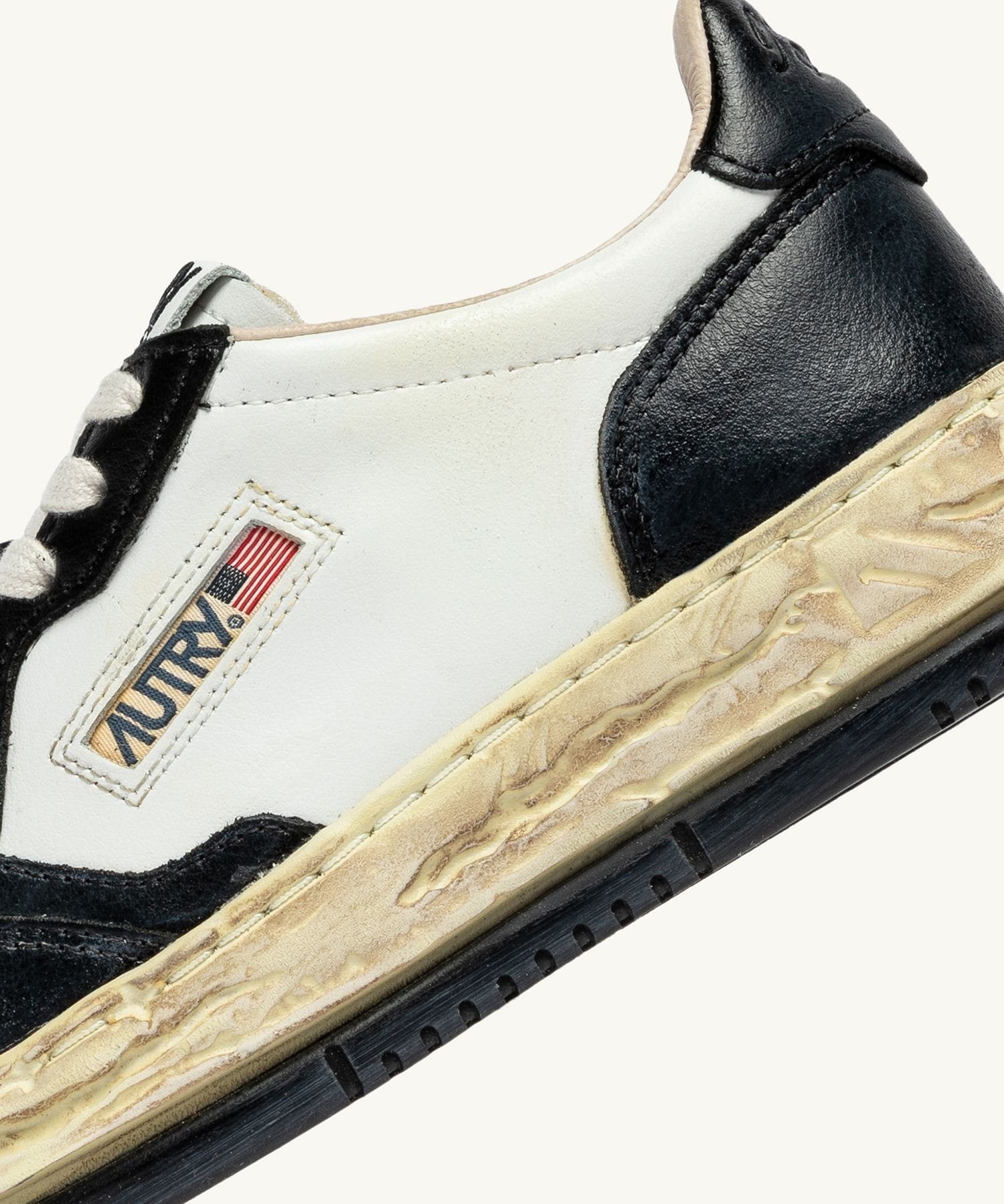 Autry x MMY General Scale. Medalist Low Supervintage Maison MIHARA YASUHIRO
