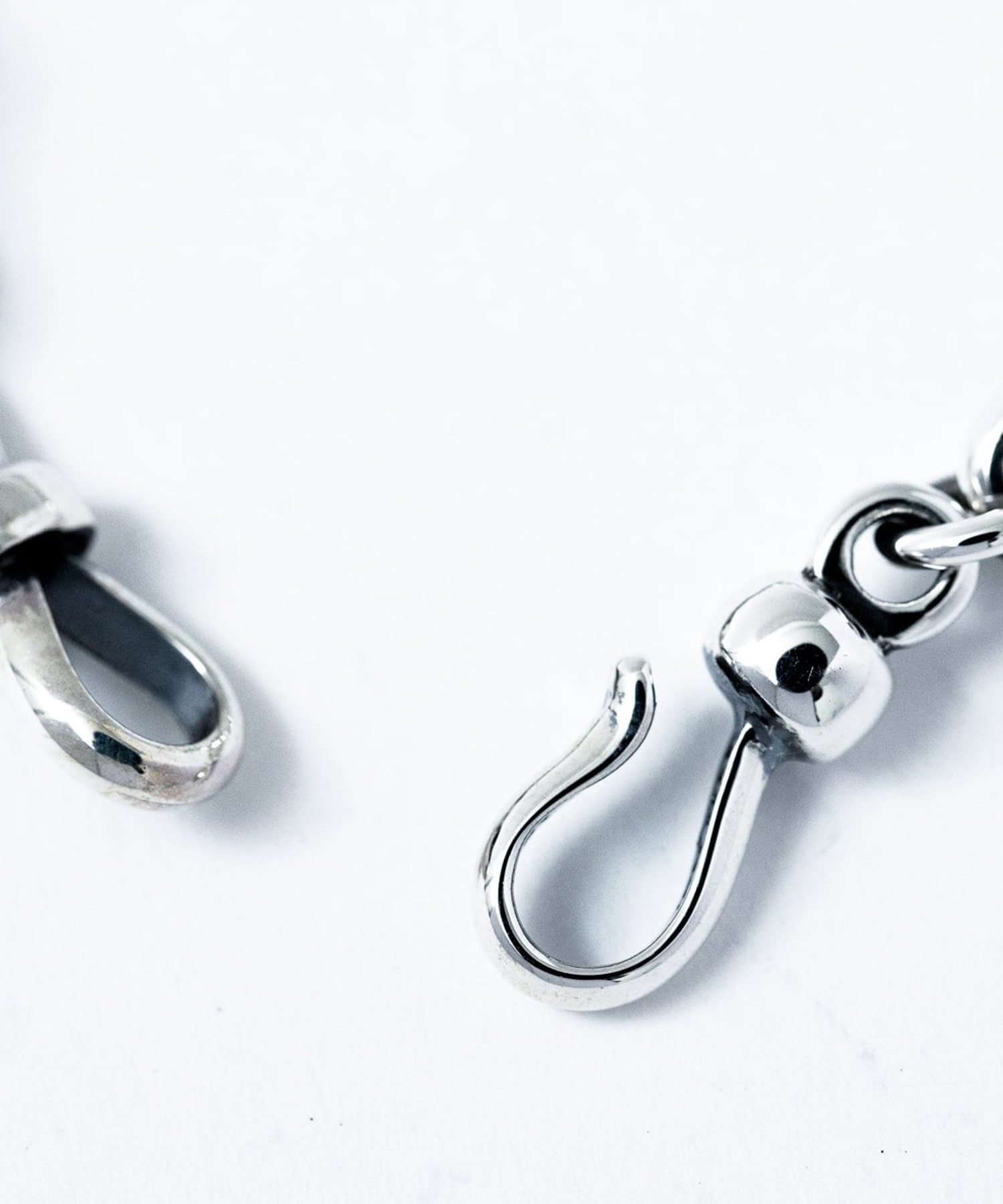 BN-064 Mebiusu hook bracelet (M) WAKAN SILVER SMITH