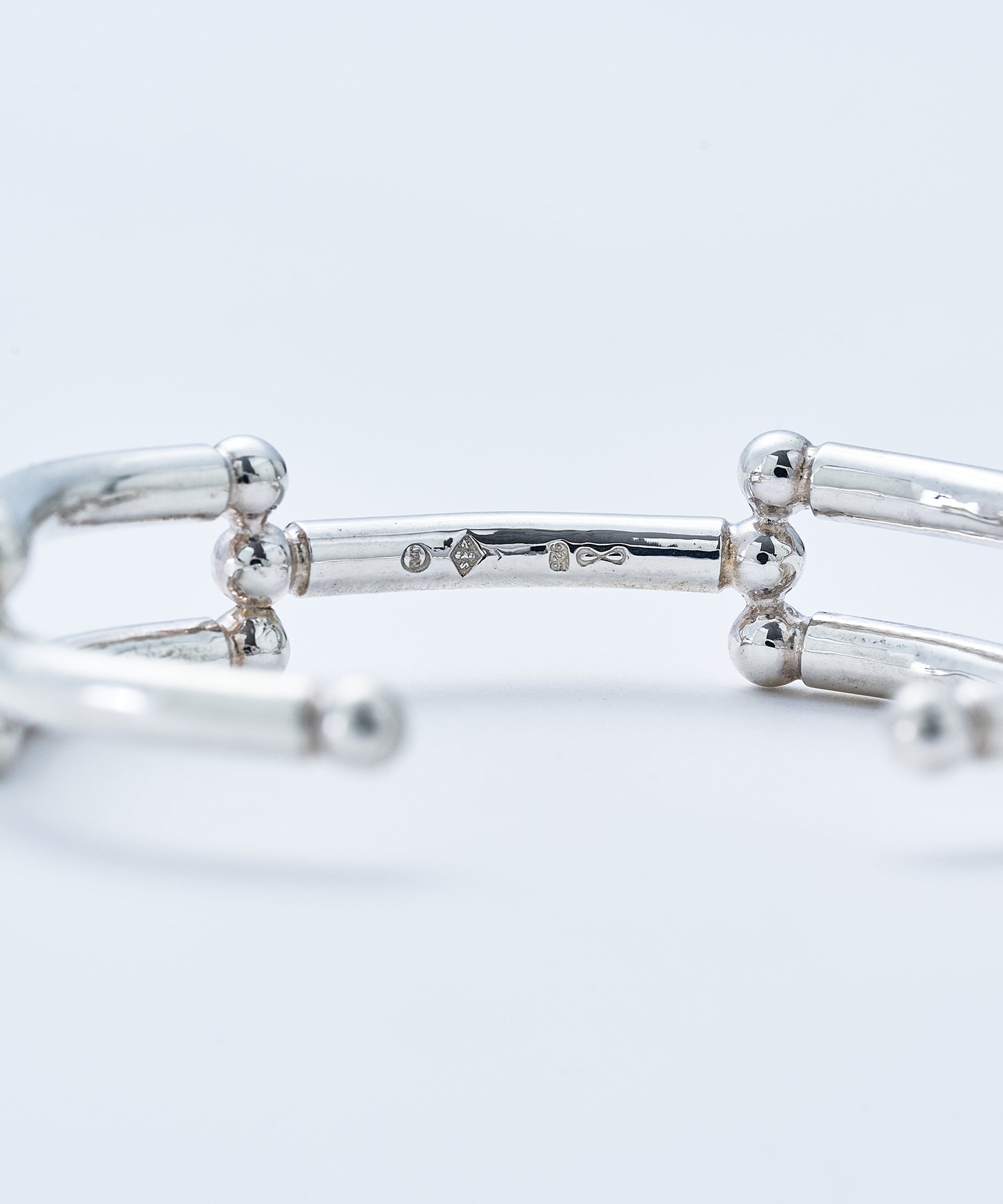 BN-093 Breastplate Bangle WAKAN SILVER SMITH