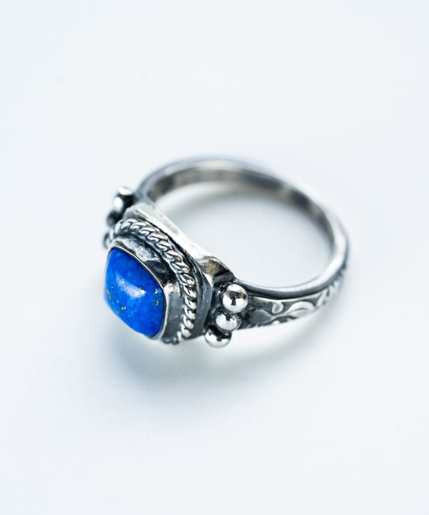 R-099 Native square signet ring (lapis lazuli) WAKAN SILVER SMITH