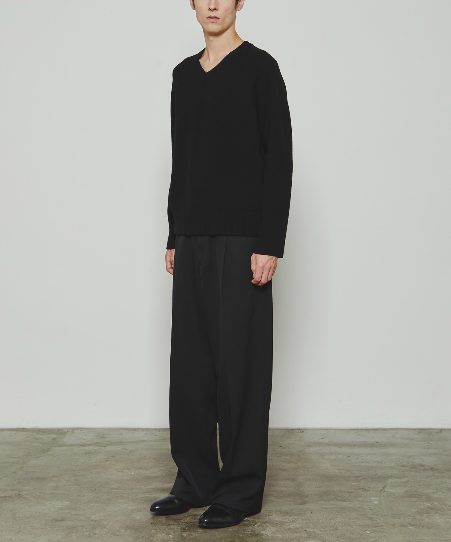 RERACS RAGLAN V NECK PULLOVER KNIT | THE RERACS