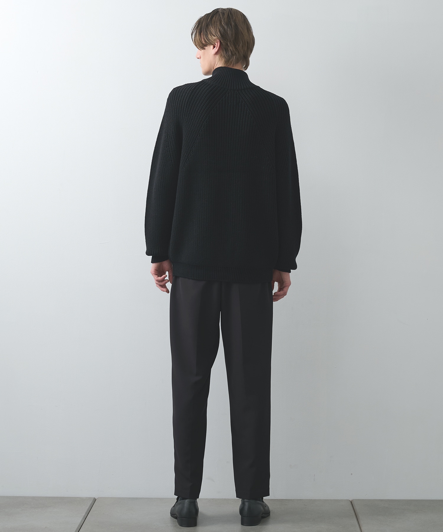 SIGNATURE DRIVERS KNIT BATONER