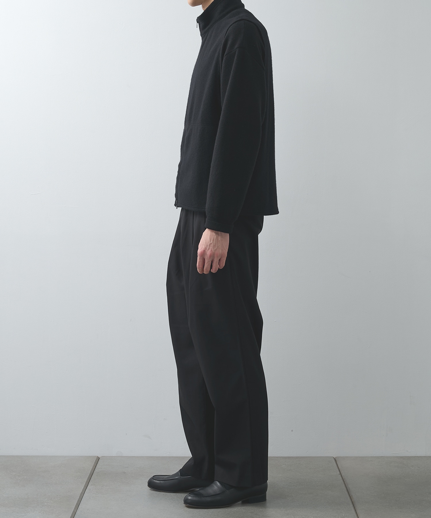 ZIP UP VEST MARKAWARE/marka