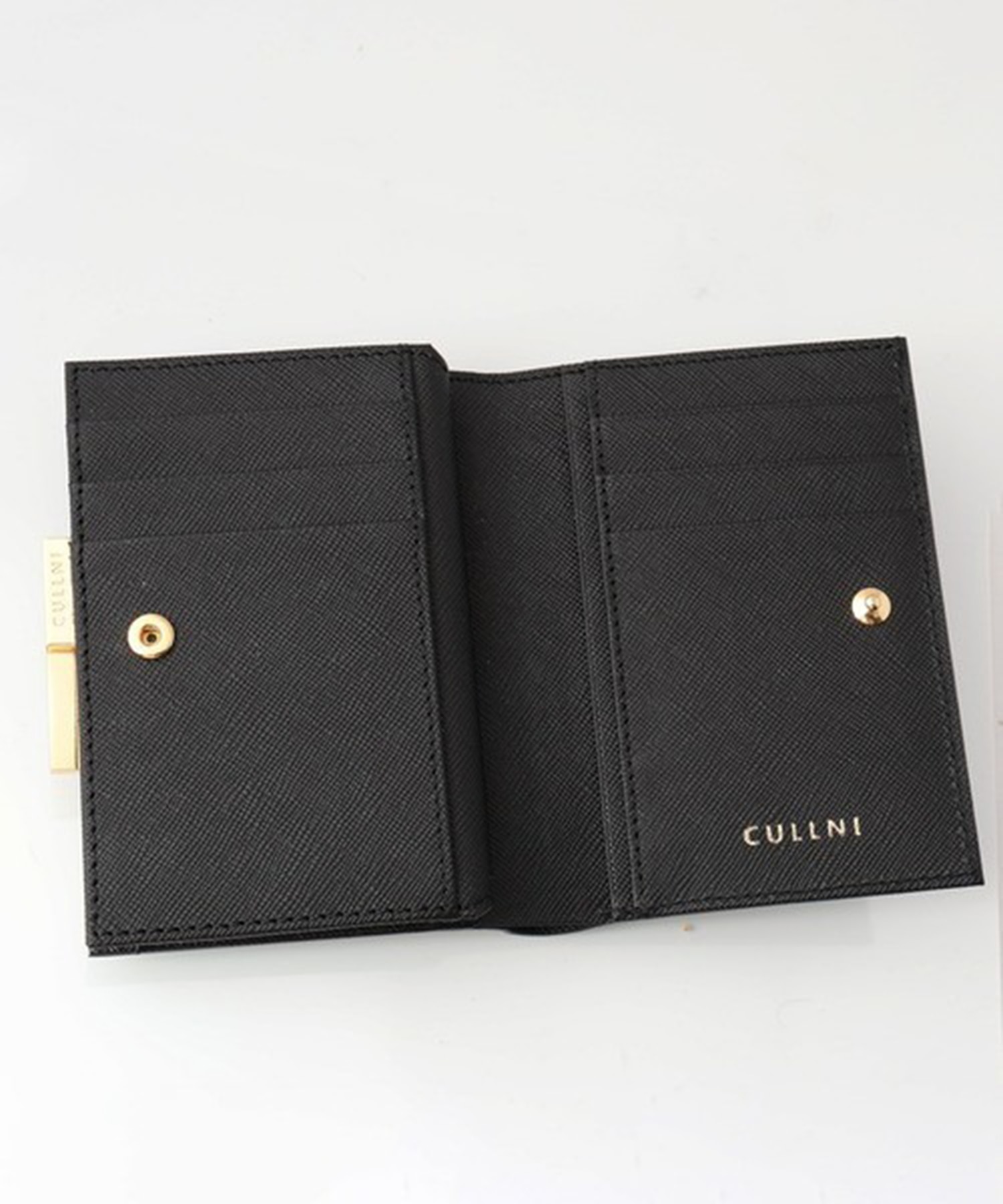 Leather Mini wallet With A Clasp CULLNI