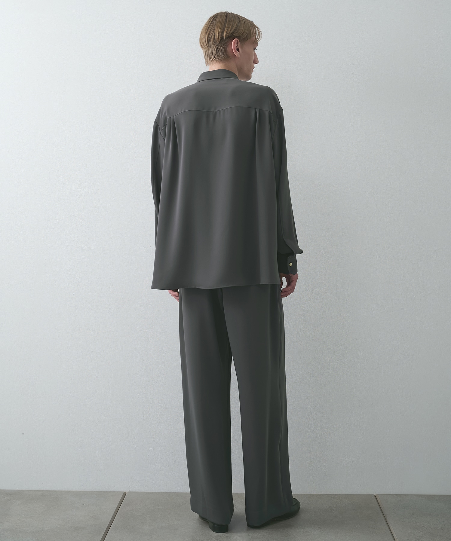 Double Cloth Chin Tab Long Sleeve Shirt CULLNI