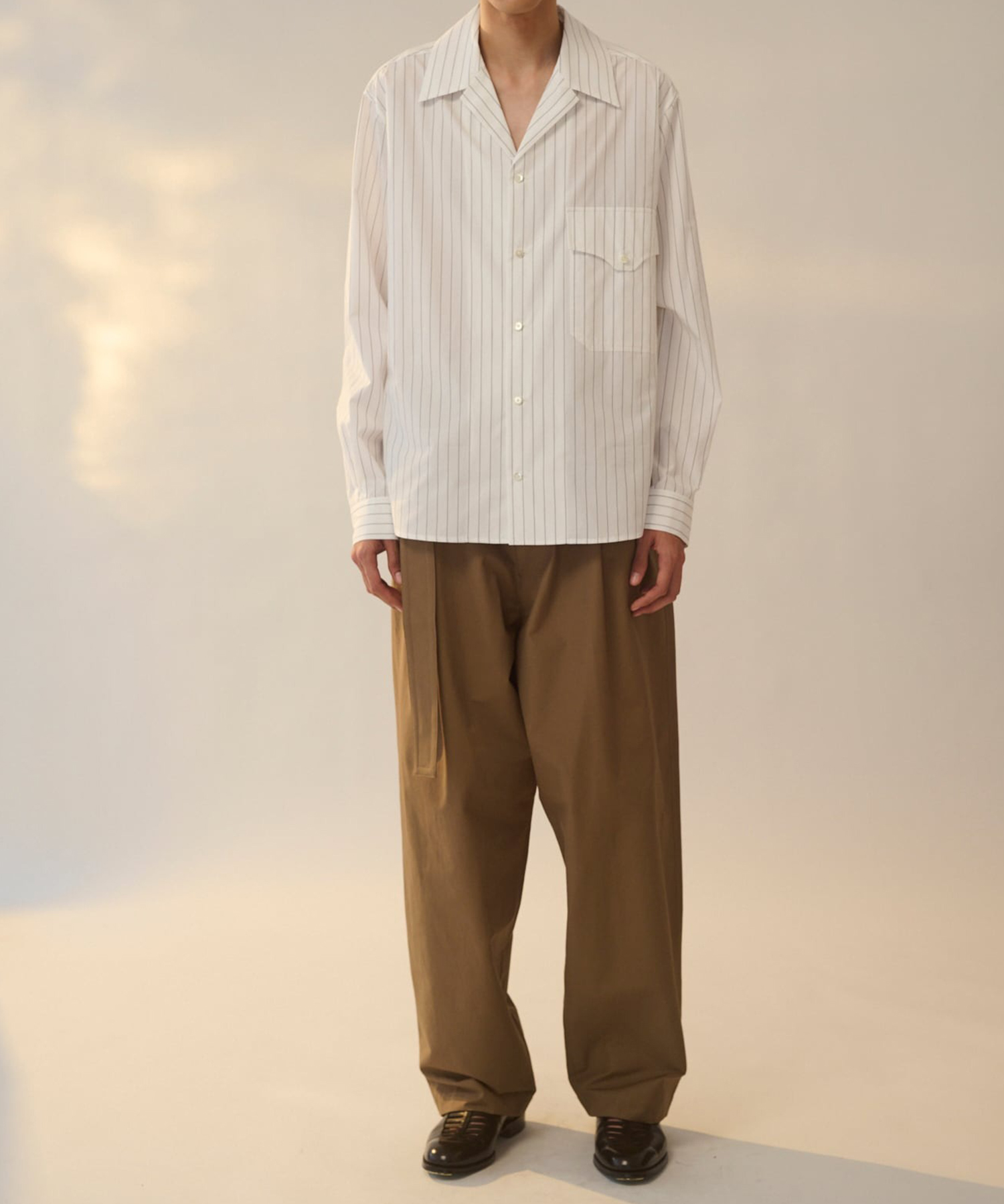 Wide Set Open Collar Shirt UJOH HOMME