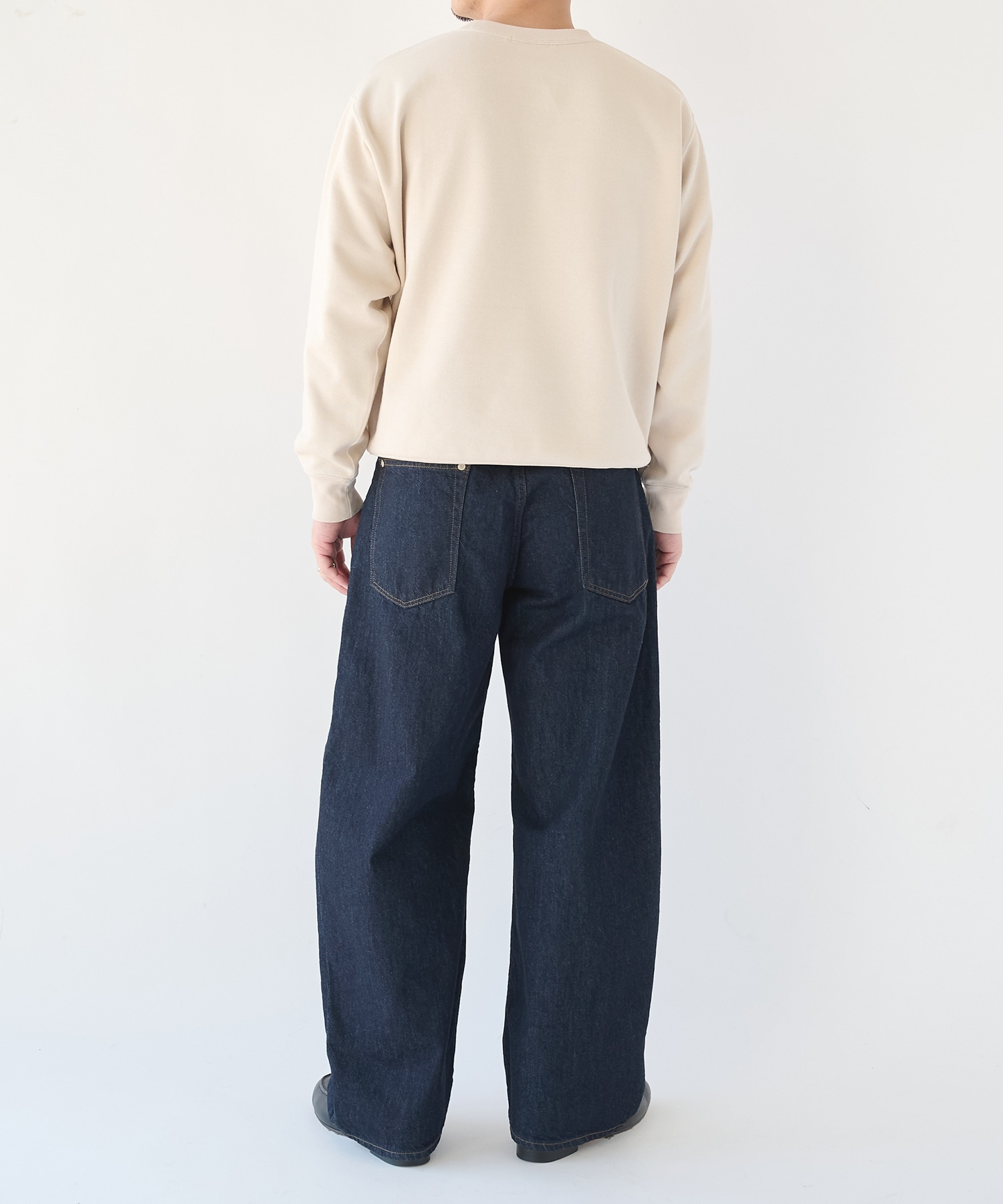 Light Clear Sweatshirt STUDIOUS