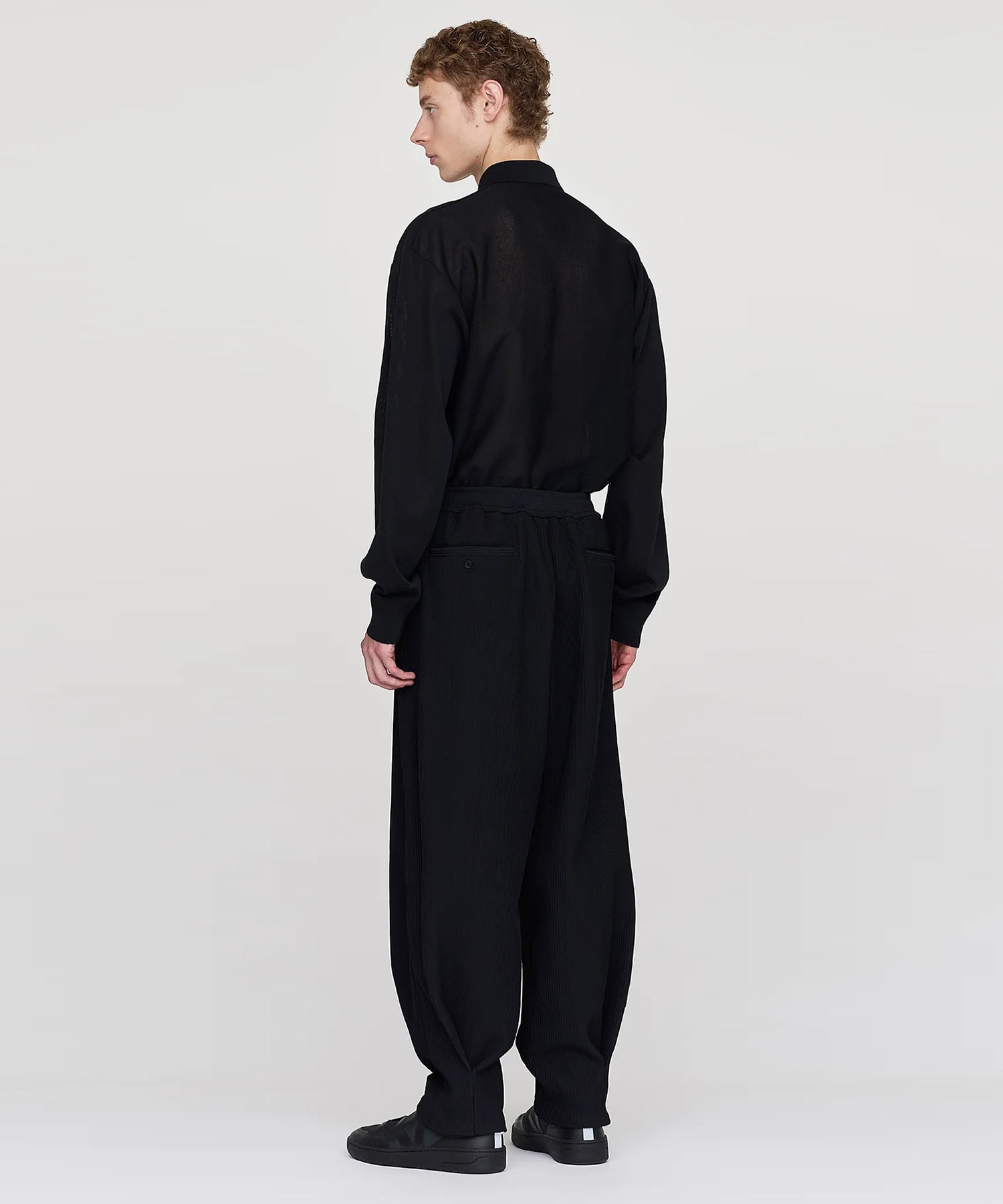 SOFT HYPHA TUCKED PANTS CFCL
