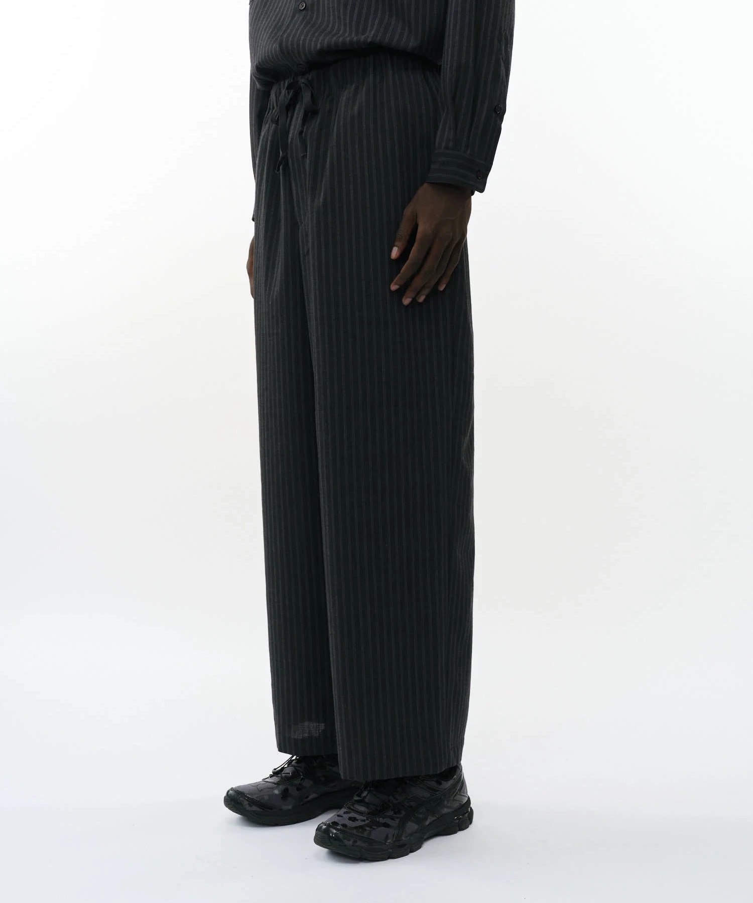 WIDE CYLINDER FIT EASY PANTS MARKAWARE/marka