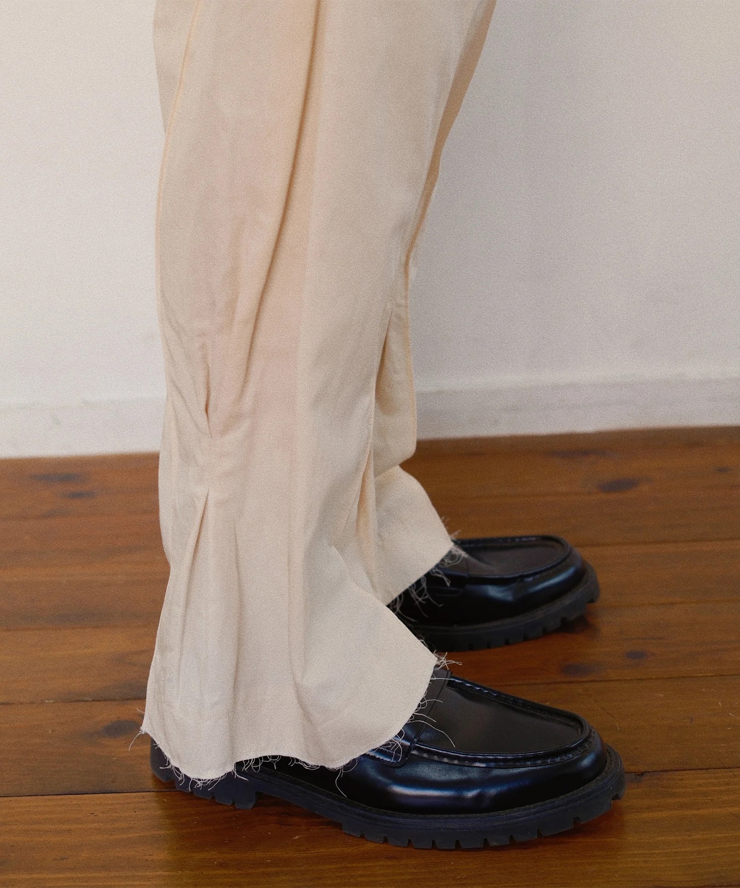 Pleated Chino Pants KHOKI