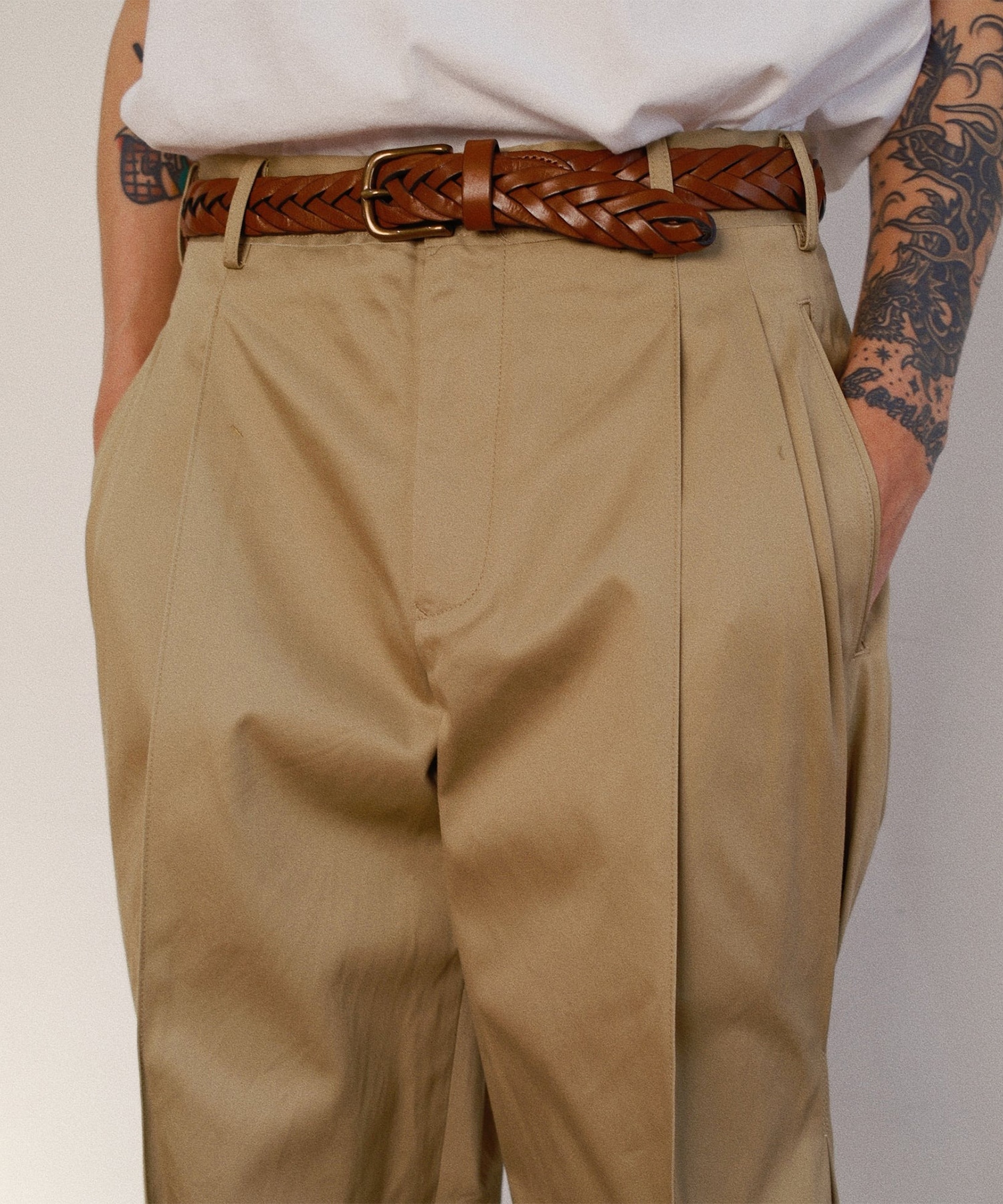Pleated Chino Pants KHOKI