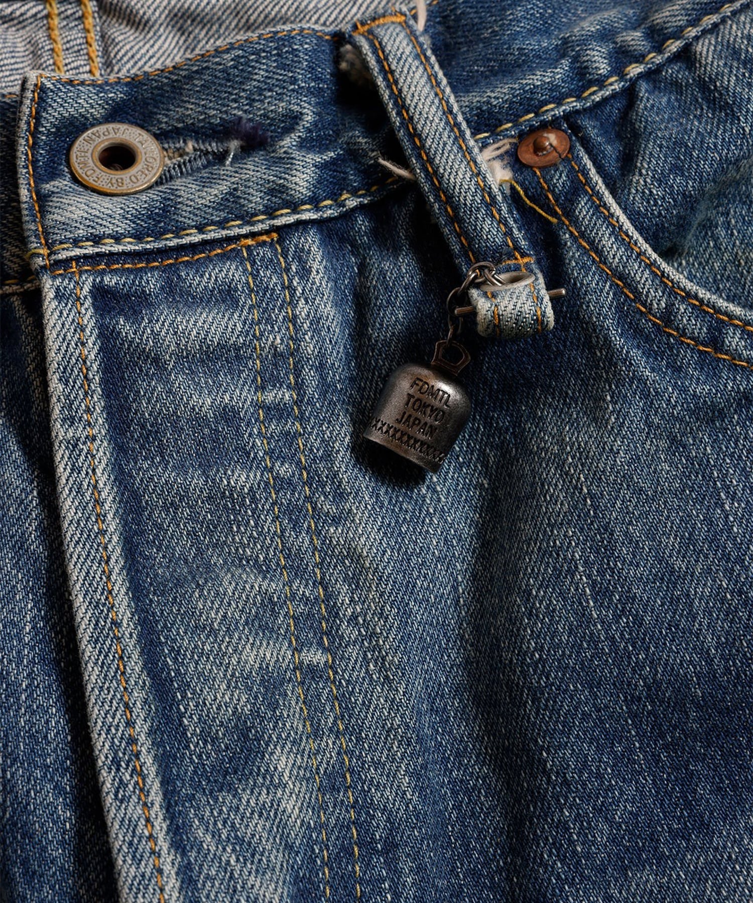 CLASSIC STRAIGHT DENIM CS137 FDMTL