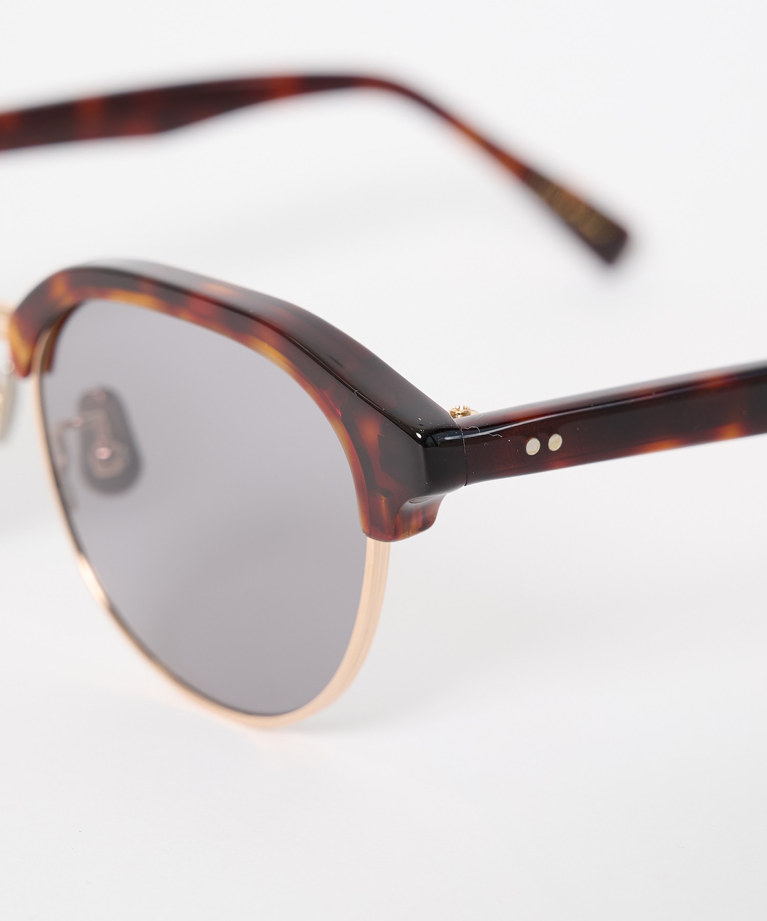 B0046 BLANC