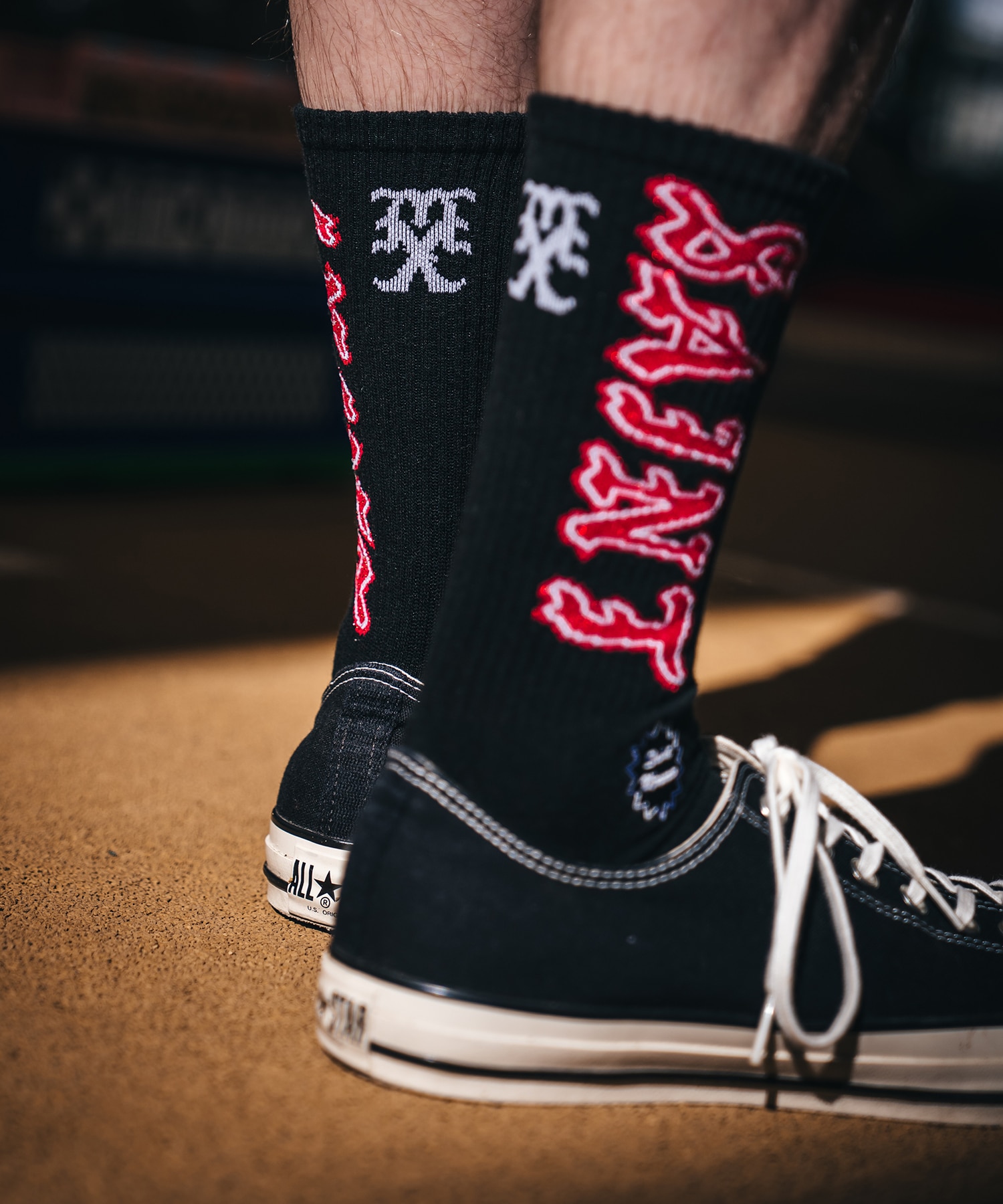 SM-MK8-0000-110/SOCKS/SAINT/BLACK RED SAINT M××××××