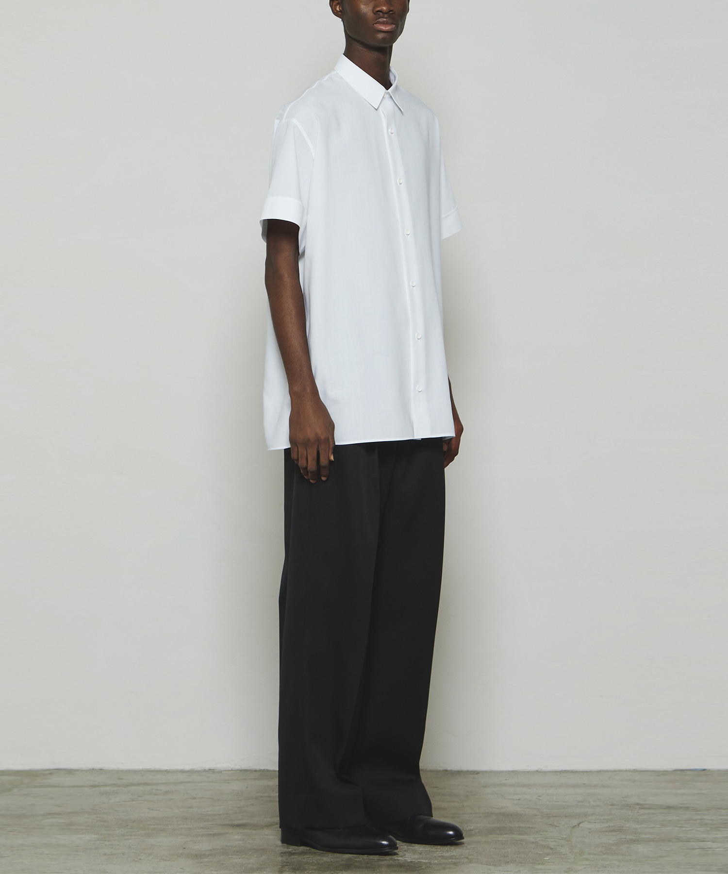 THE PERFECT SHIRT SHORT SLEEVE THE RERACS